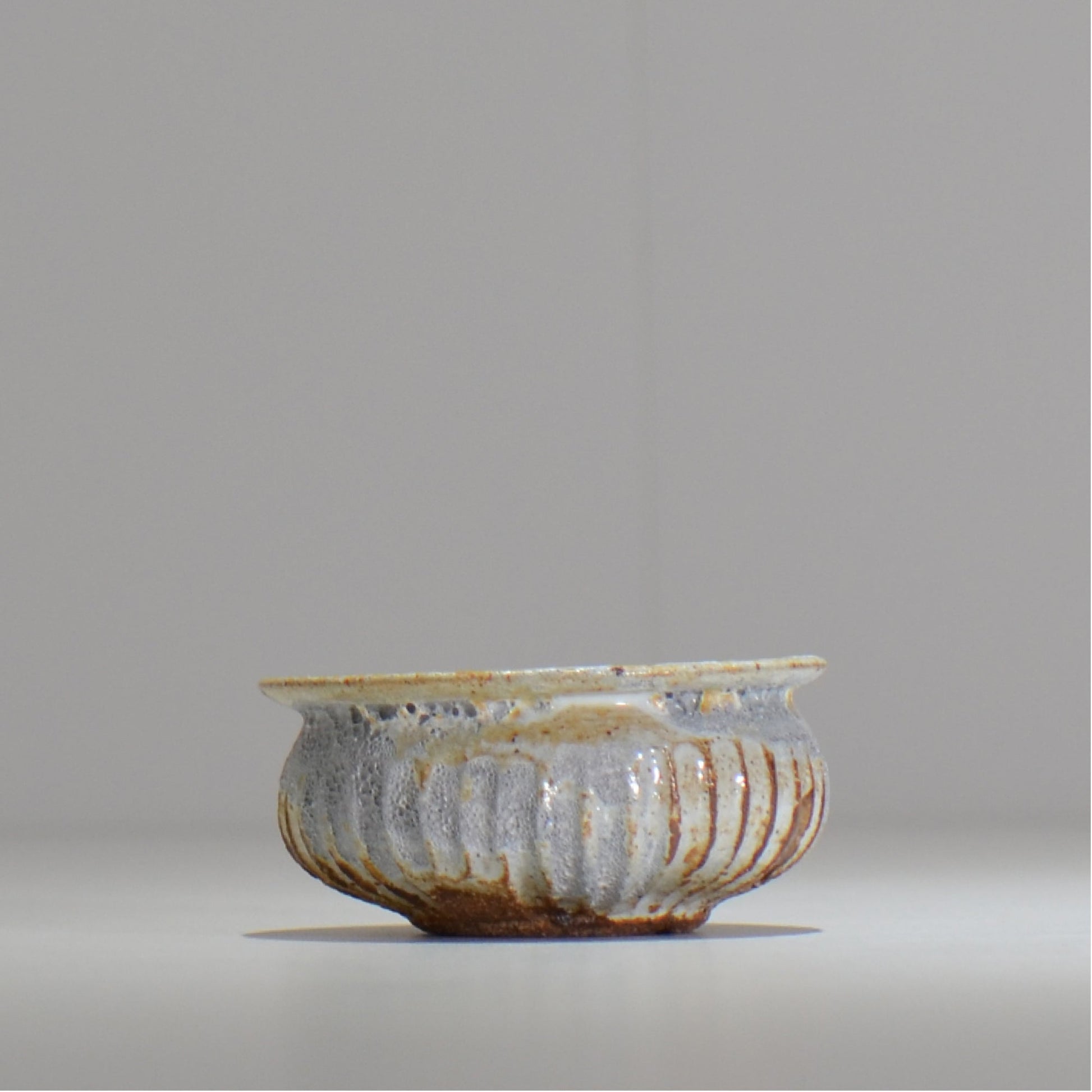 照鉢-terrace cotta- / Genesis obelisk
 / tc_04_xs / 約9cm × 植木鉢