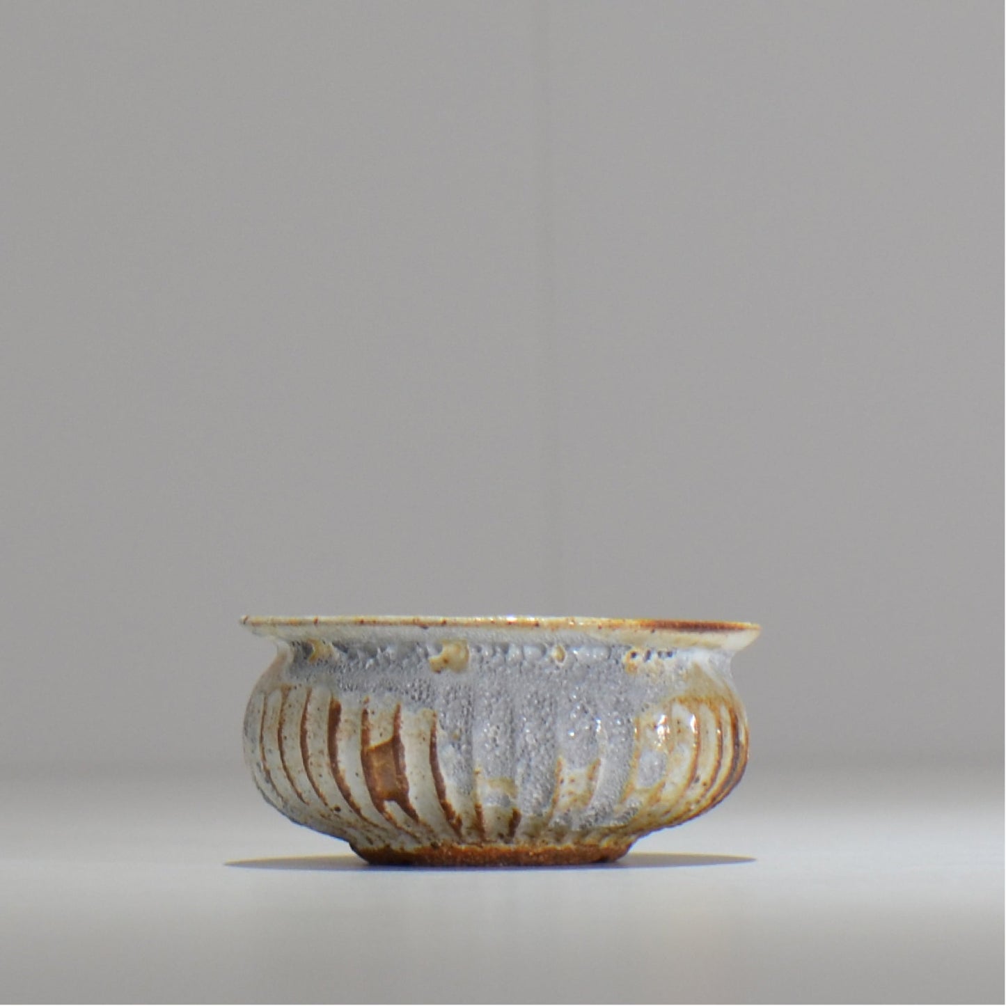 照鉢-terrace cotta- / Genesis obelisk
 / tc_04_xs / 約9cm × 植木鉢