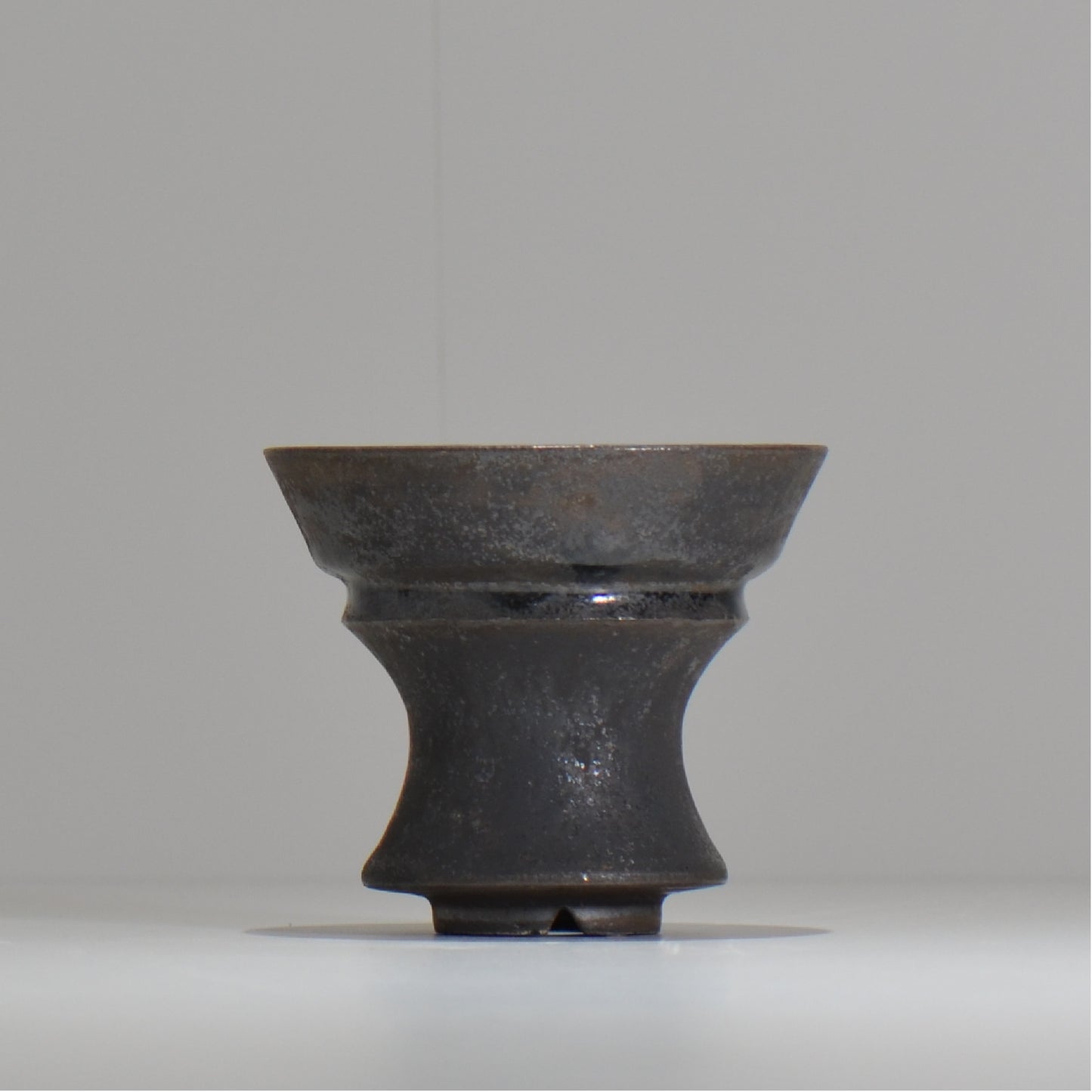 YATAGARASU / No.8 Type A 001 / S / 約 φ9.5cm / 植木鉢