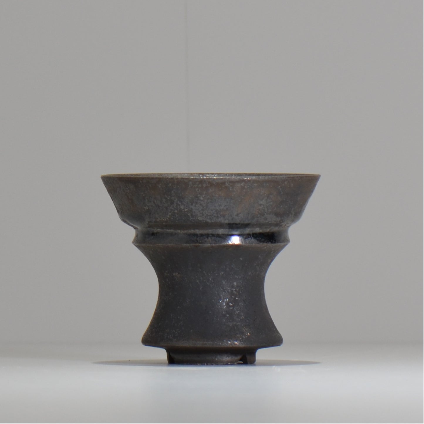 YATAGARASU / No.8 Type A 001 / S / 約 φ9.5cm / 植木鉢