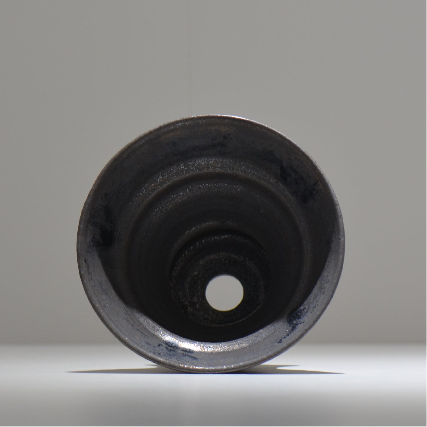 YATAGARASU / No.8 Type A 001 / XL / 約 φ16.8cm / 植木鉢