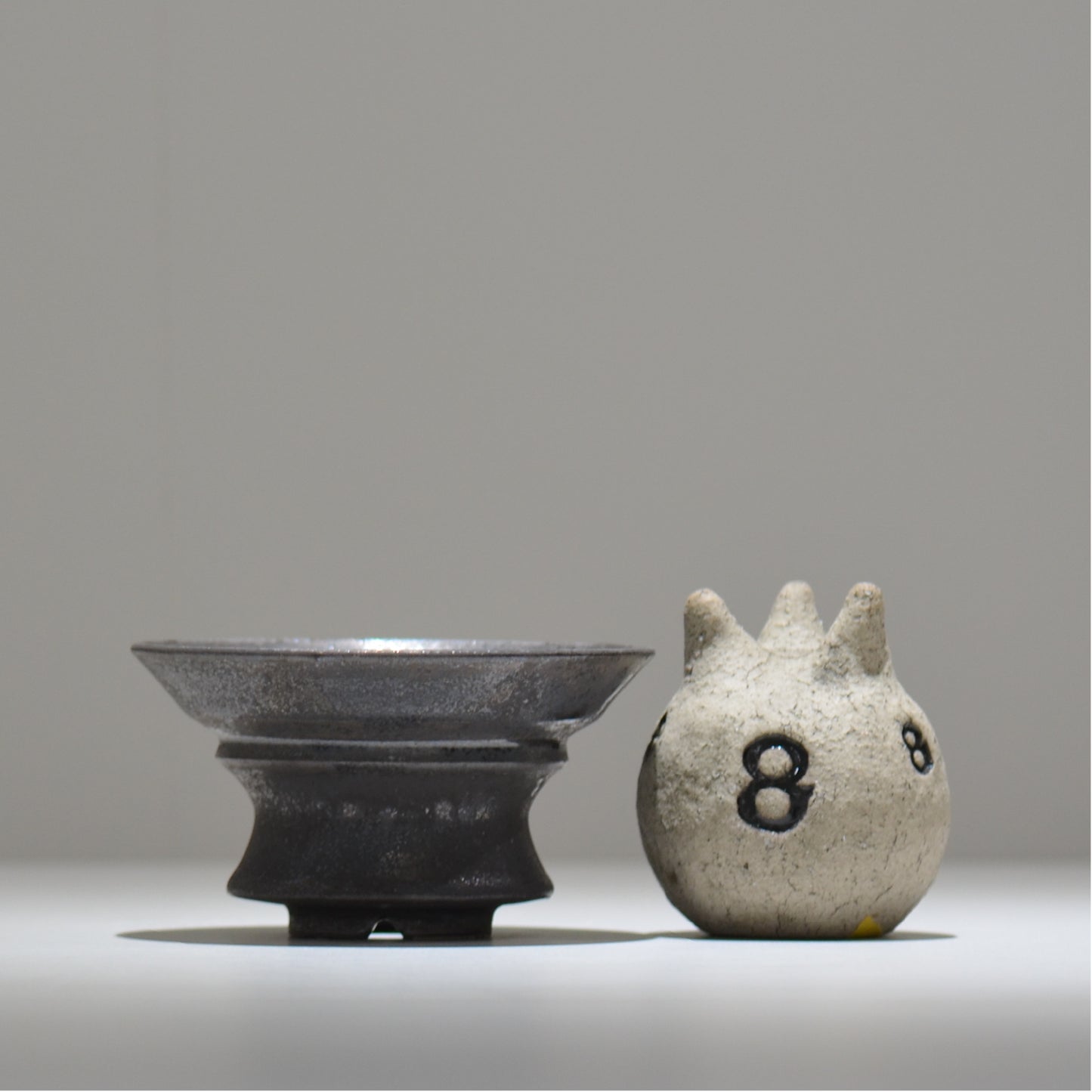 YATAGARASU / No.8 Type A 002/ M /約 φ12.5cm / 植木鉢