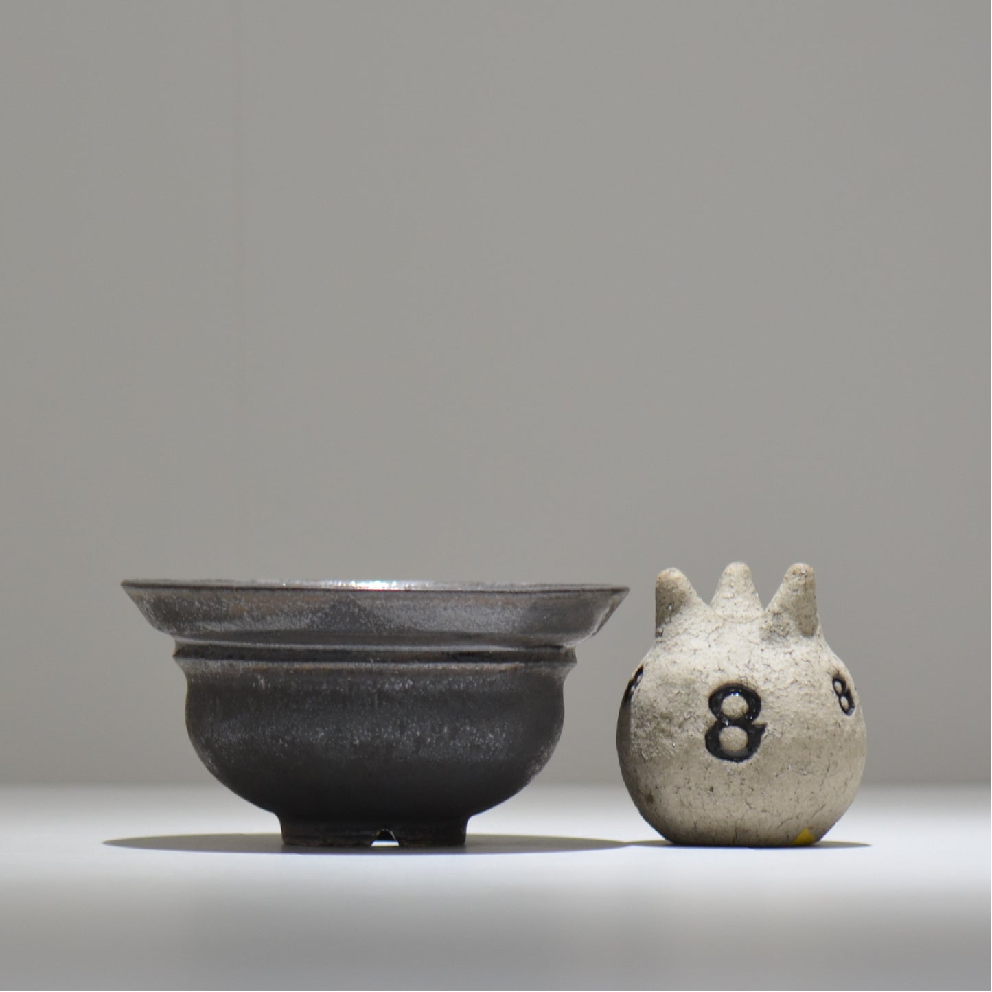 YATAGARASU / No.8 Type A 004 / L / 約 φ15.5cm / 植木鉢
