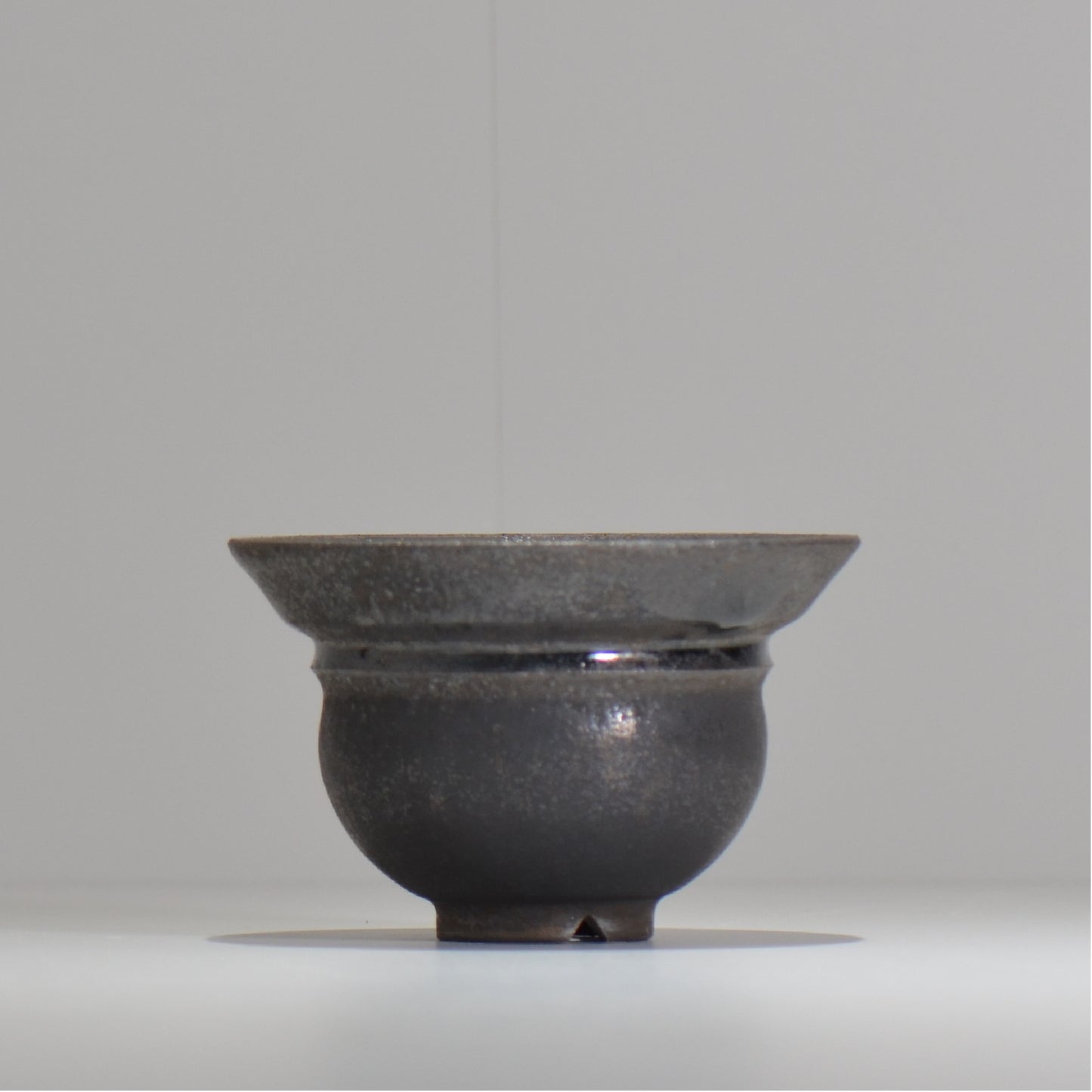 YATAGARASU / No.8 Type A 004/ M / 約 φ12cm / 植木鉢