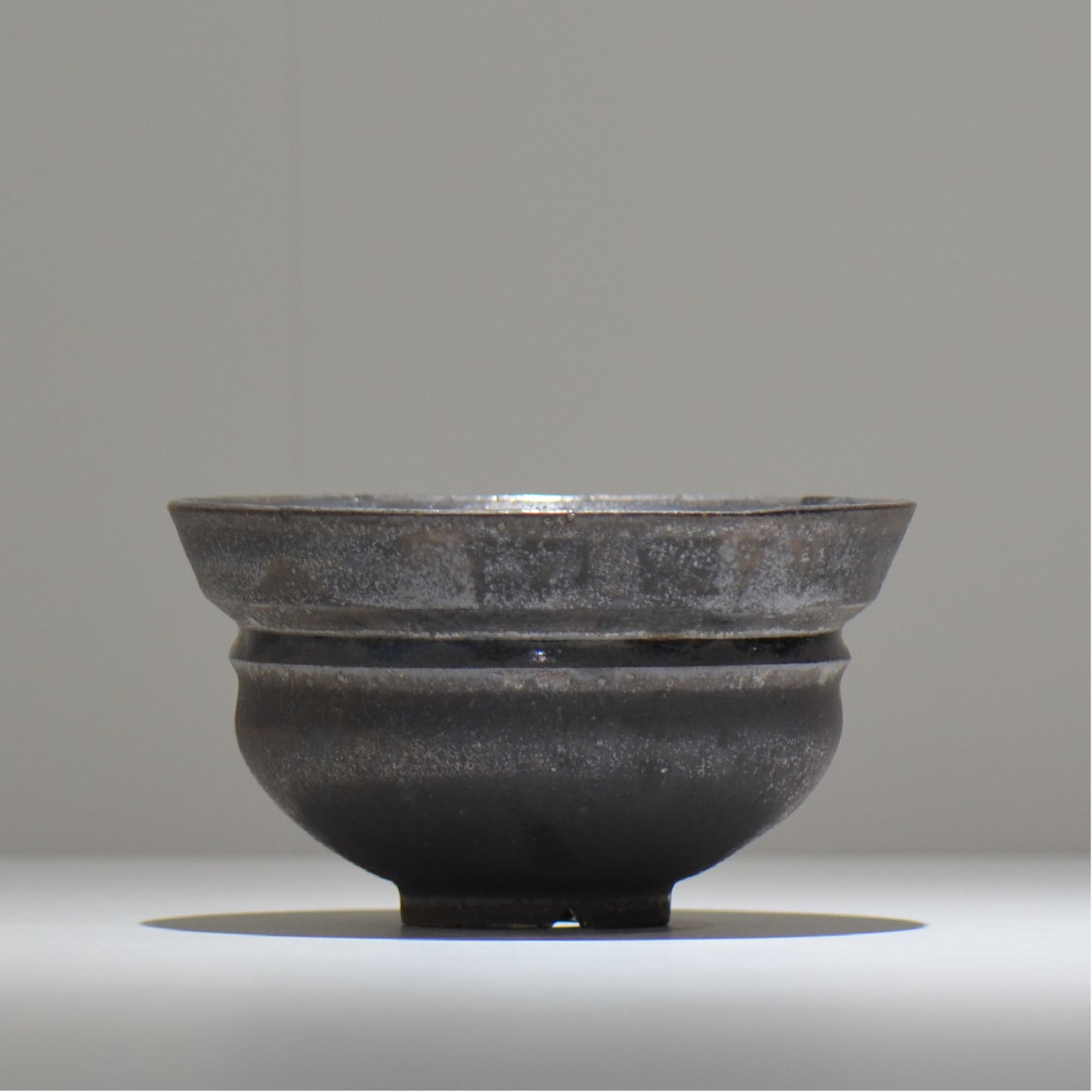 YATAGARASU / No.8 Type A 004 / XL / 約 φ17.0cm / 植木鉢