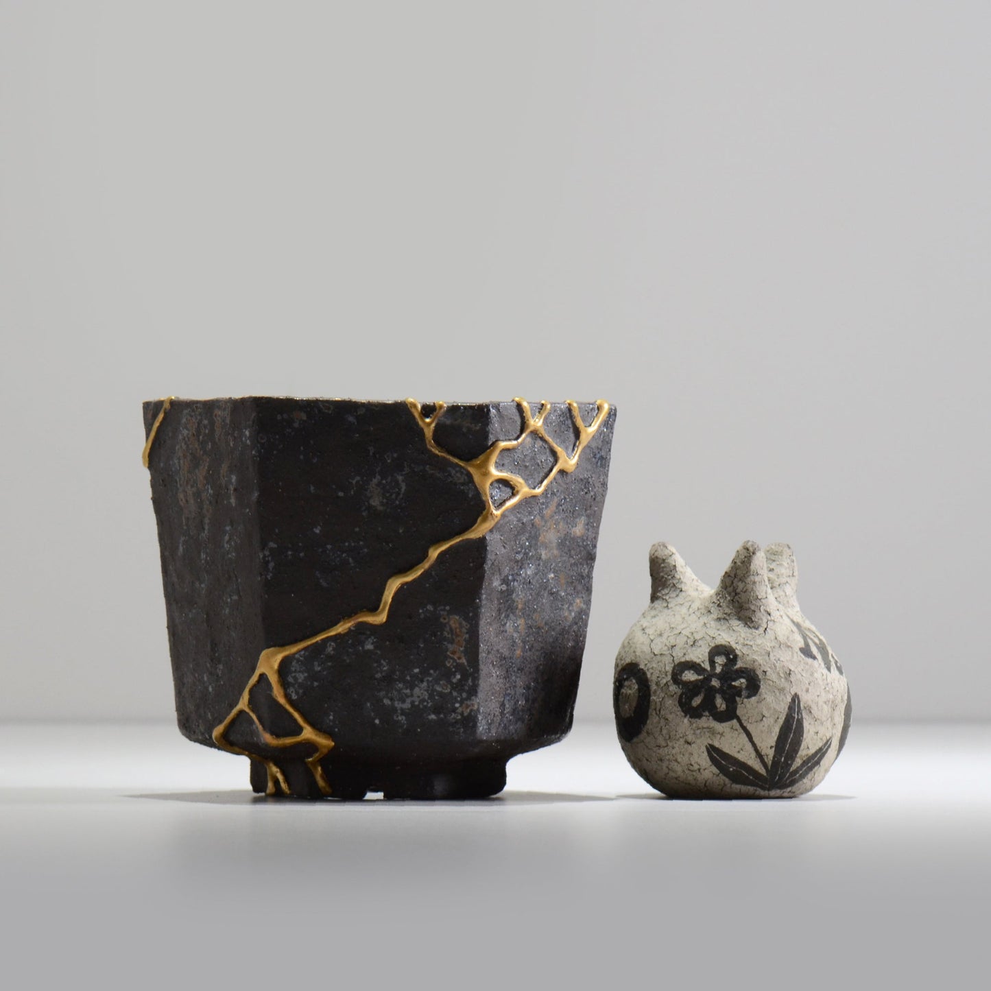 キタマクラ研究所 / Vernacular_m_017_m / 約 φ13cm / 植木鉢