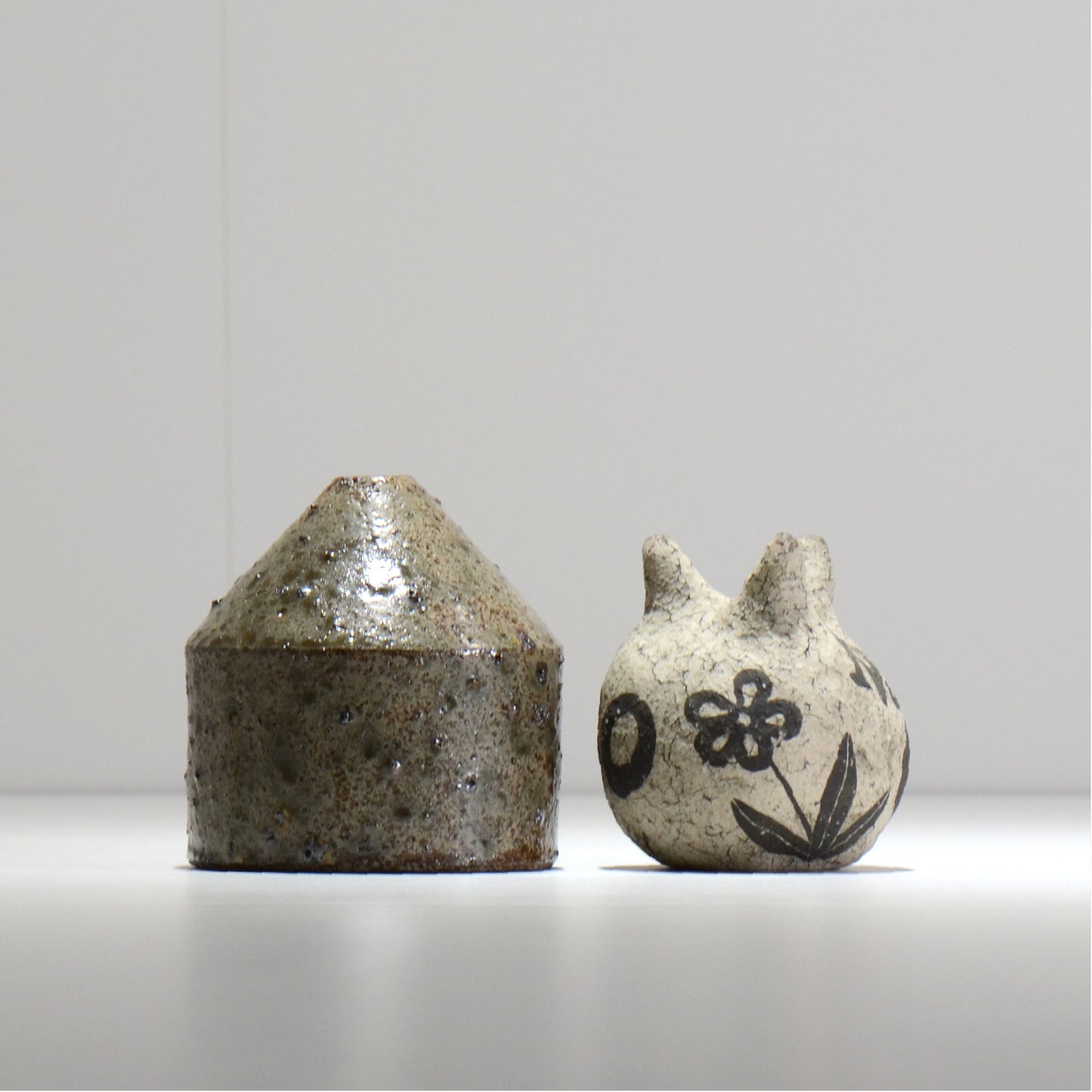山下太 / ASOBO / 一輪挿し / asobo_ichi03 / 口径約 φ1.6cm / 花瓶