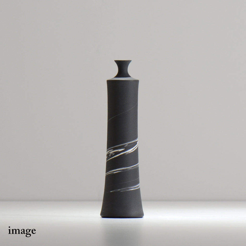 山本真郎 / 黒仙 / kokusen_ichi_xs / 口径約φ1.9cm / 一輪挿し