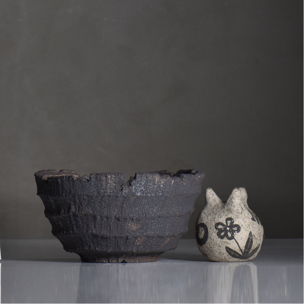 菊地元野 / AVOCADO BORDER  ブラック 04/XL/ 約φ19cm / 植木鉢