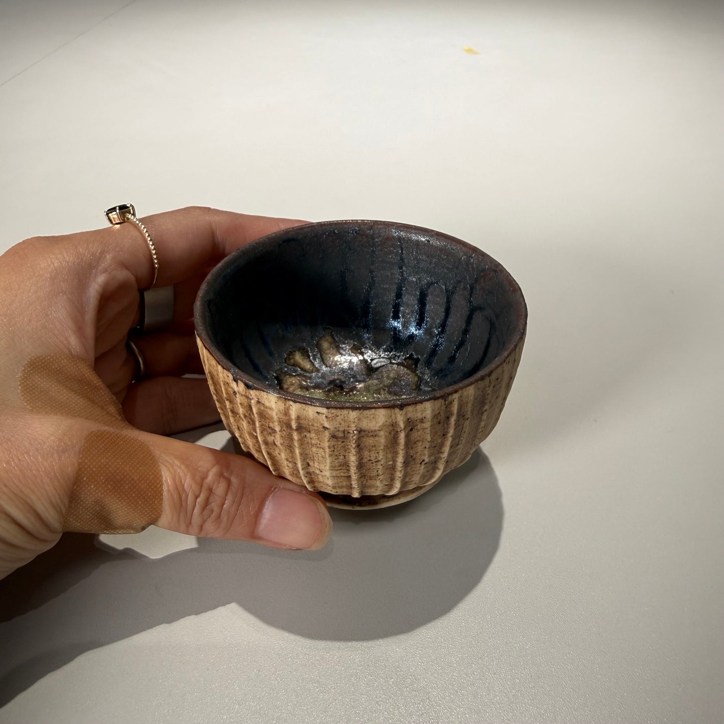 陶房Kibi / 錆墨ぐい呑み / tk_02