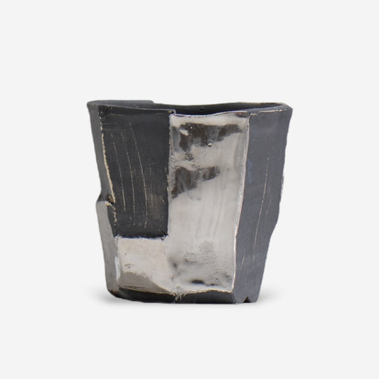 東絵里 kurogane02_15 / プラチナ/ M/ 約φ約10cm / 植木鉢