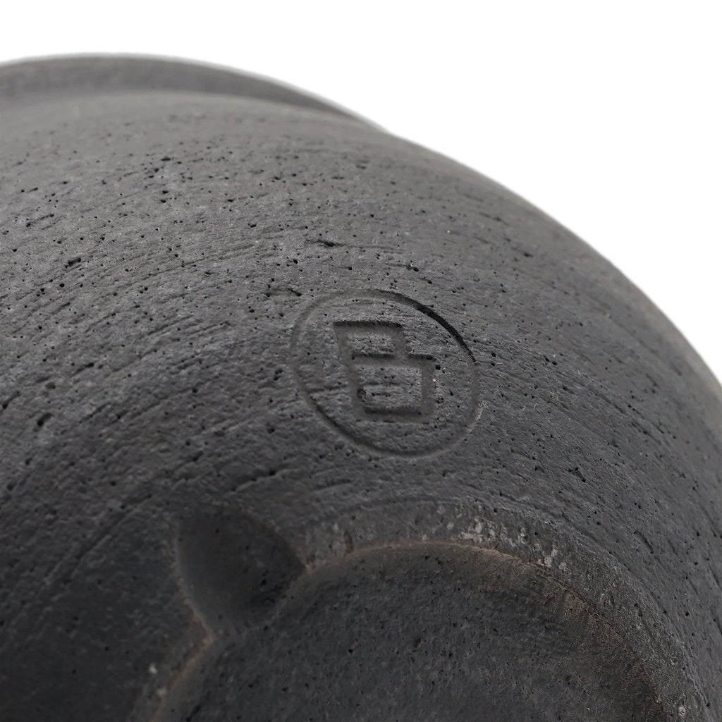 YATAGARASU / 安善 BKM 01 / 約 φ10.5cm / 植木鉢