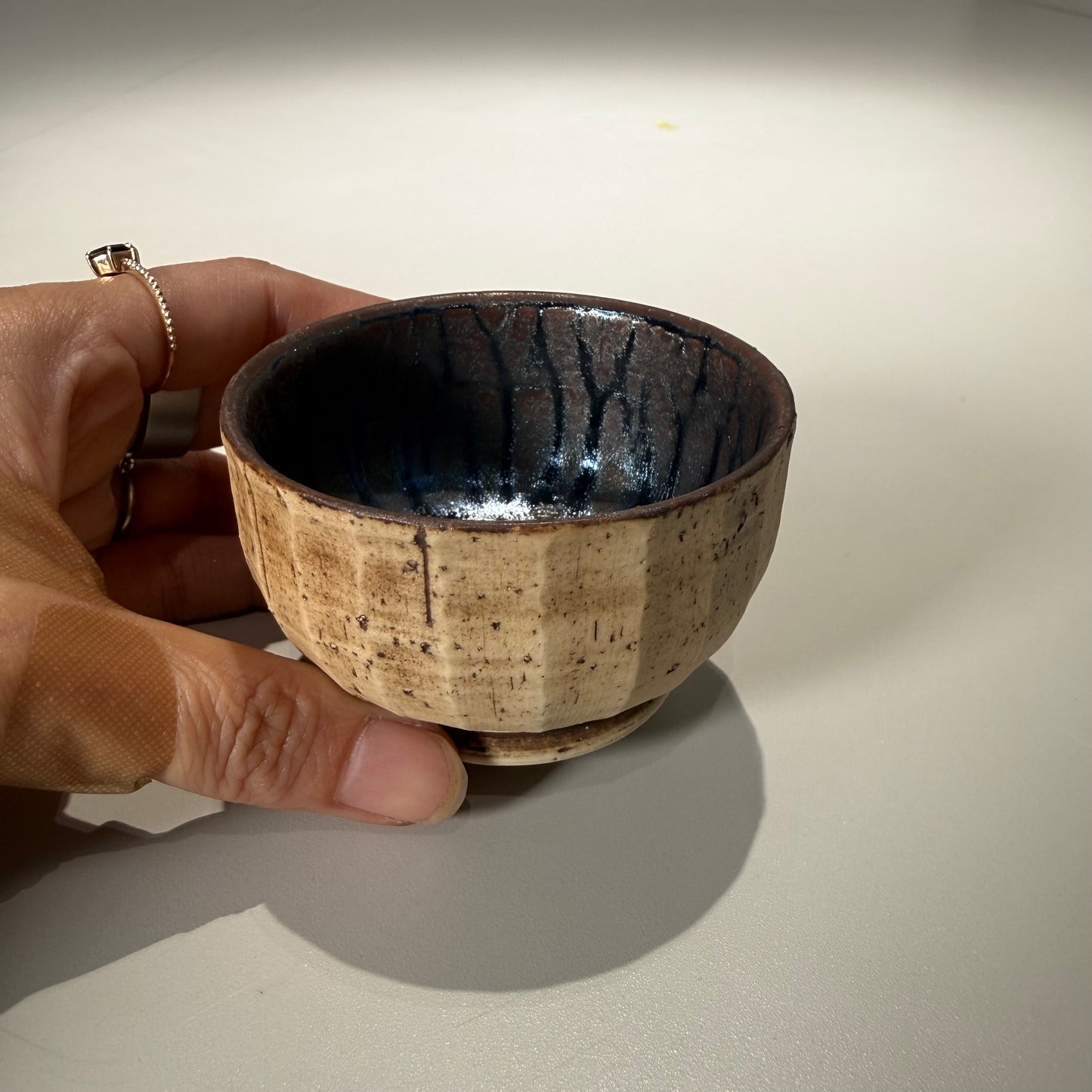 陶房Kibi / 錆墨ぐい呑み / tk_01