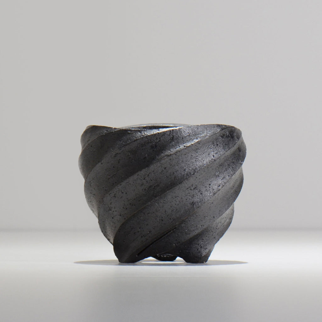 沖誠 / SPIIRAL_BLACK_01 / 約φ10.8～11.2cm  / 植木鉢