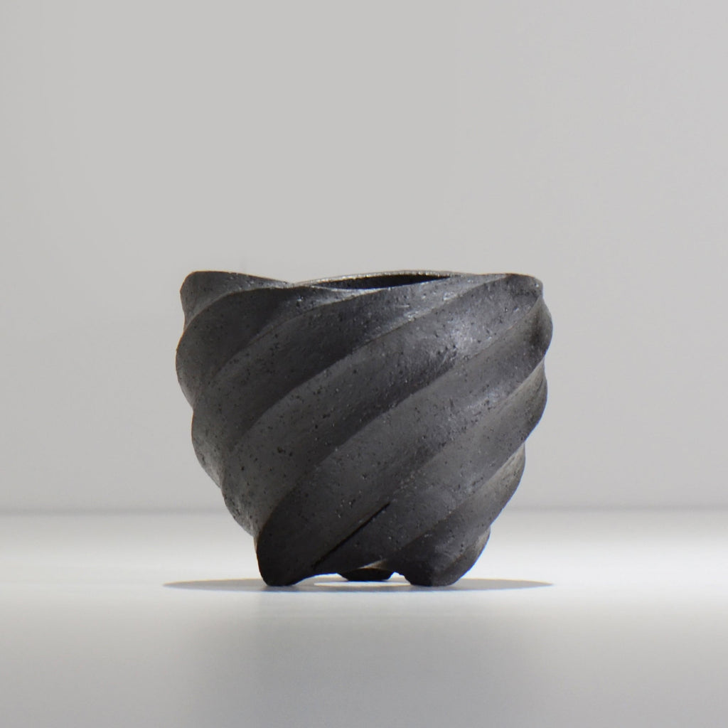 沖誠 / SPIIRAL_BLACK_01 / 約φ10.8～11.2cm  / 植木鉢