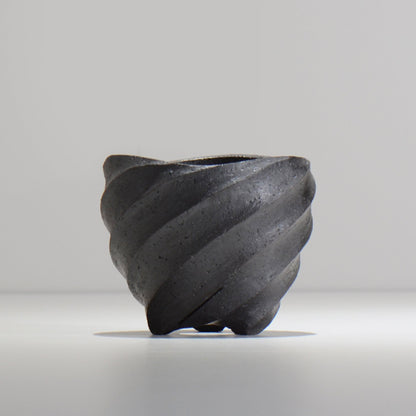 沖誠 / SPIIRAL_BLACK_01 / 約φ10.8～11.2cm  / 植木鉢