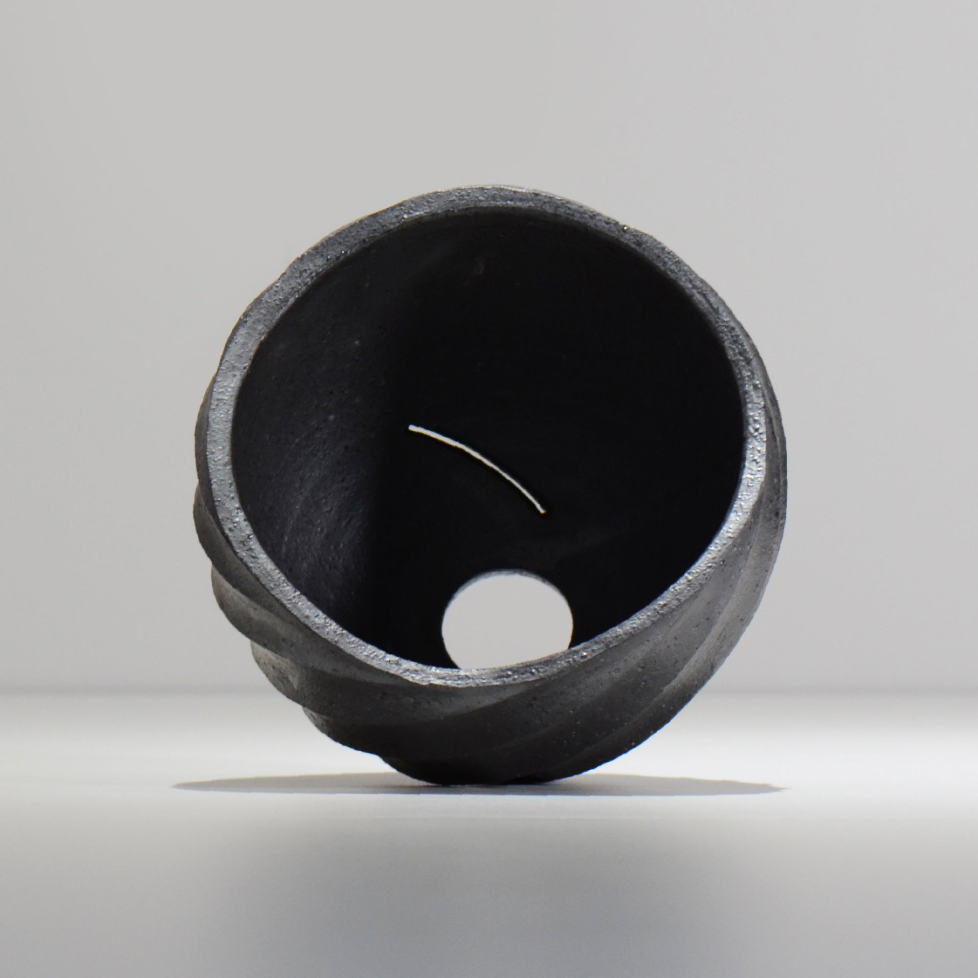 沖誠 / SPIIRAL_BLACK_02 / 約φ14.2～14.8cm  / 植木鉢