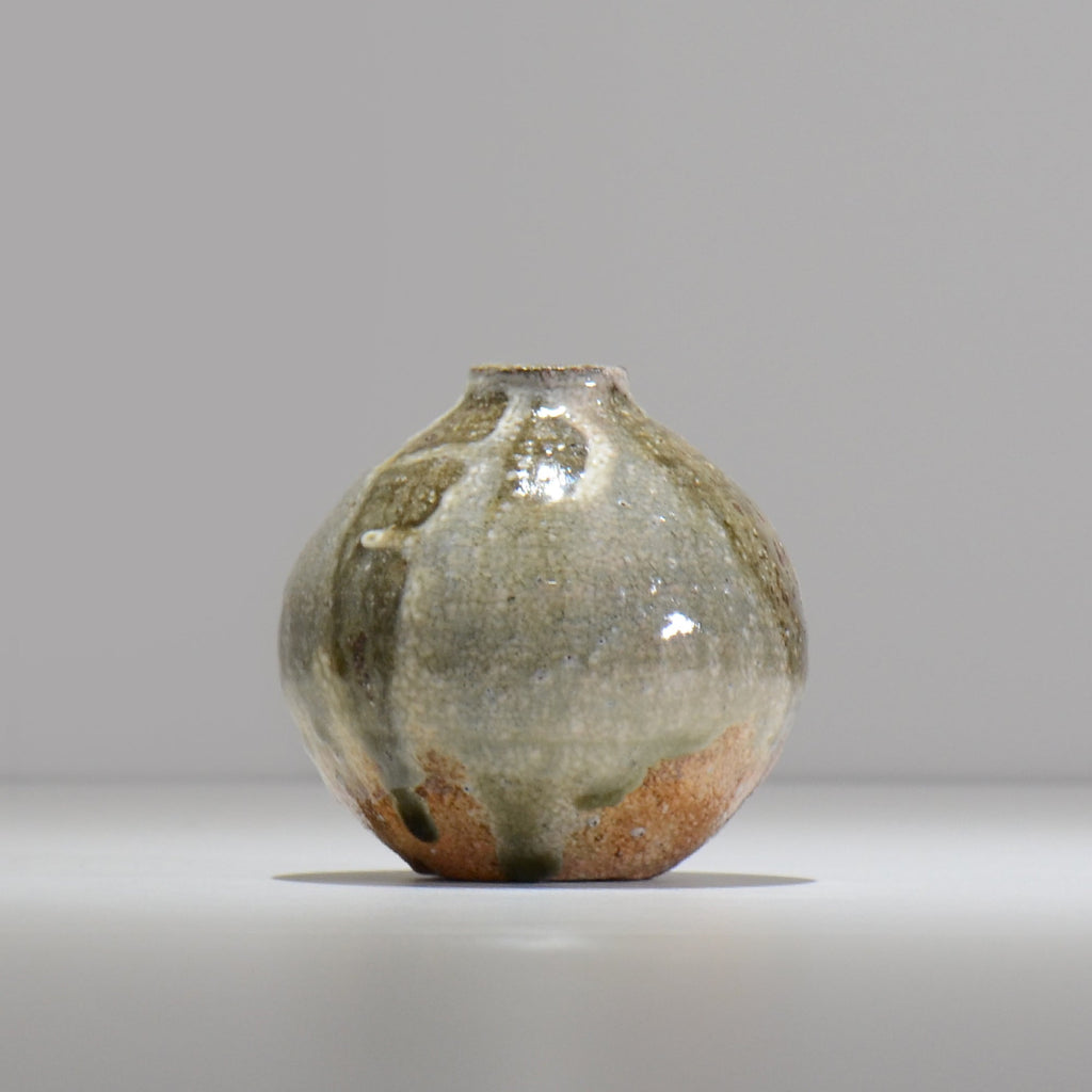 須釜 優子 / 伊賀白がけ 一輪挿し / su03_ichi02_s  / 約 φ9.9cm / 花瓶