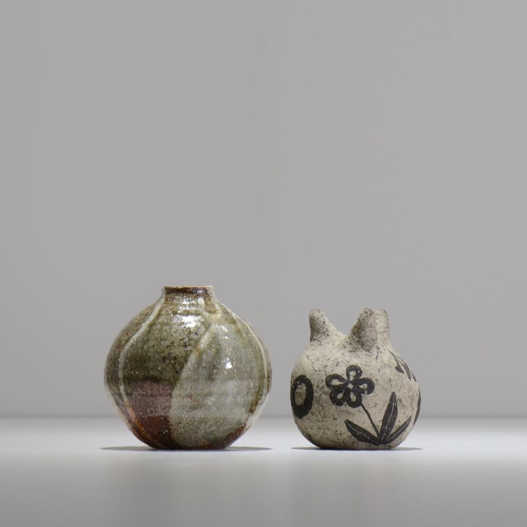 須釜 優子 / 伊賀白がけ 一輪挿し / su03_ichi02_s  / 約 φ9.9cm / 花瓶