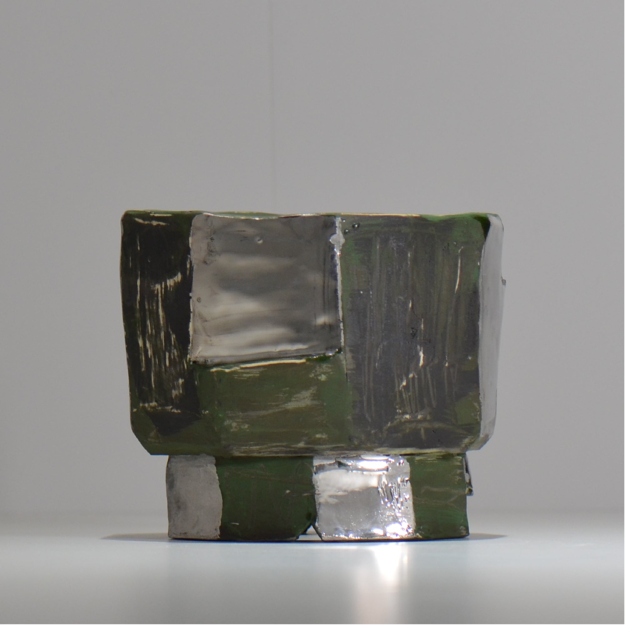 東絵理 /  SHINRYOKU / 深緑 / ae_sr3_m / 約φ約13.5cm / 植木鉢