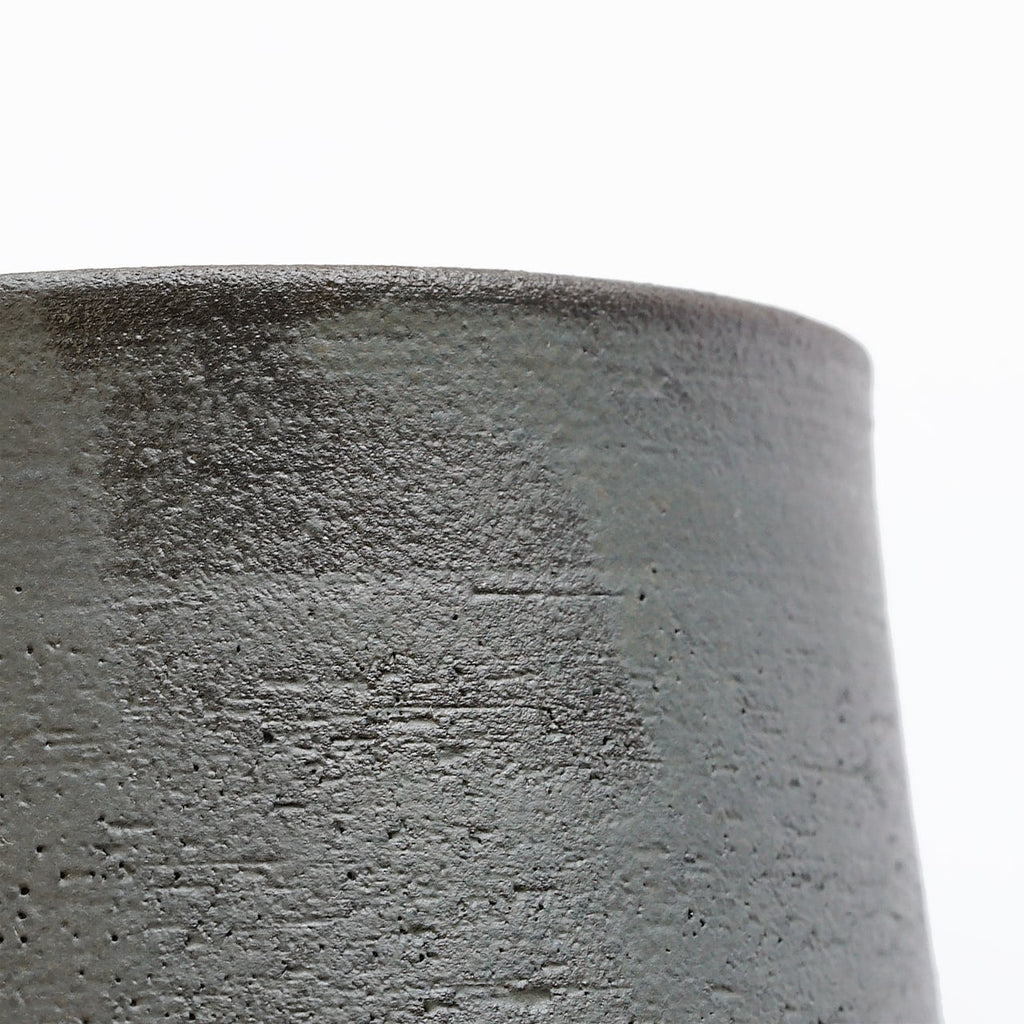 YATAGARASU / 安善 BKM 01 / 約 φ10.5cm / 植木鉢