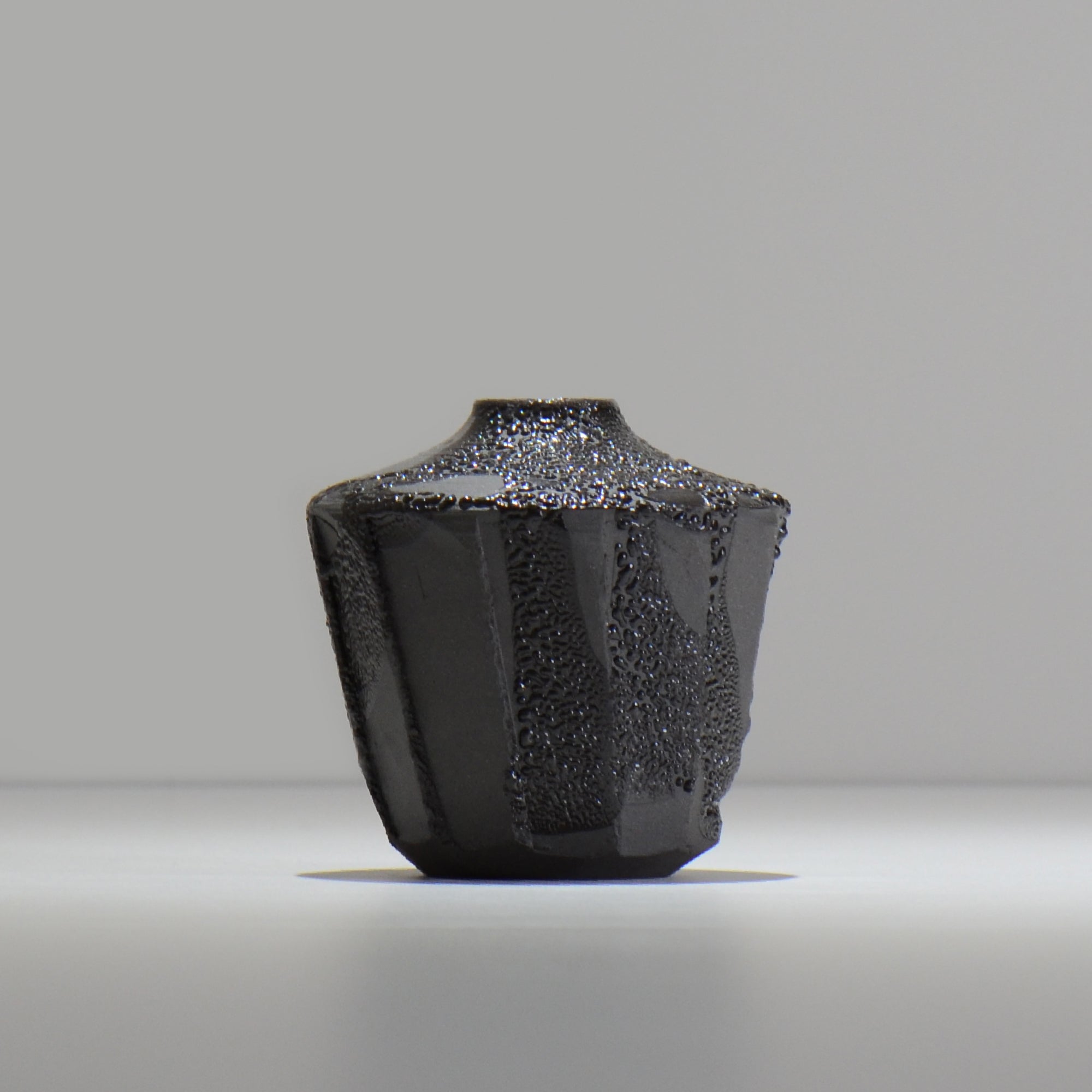 穂髙隆児 / 一輪挿し / akatuski02_ichi01/ 約φ9.6cm / 花瓶