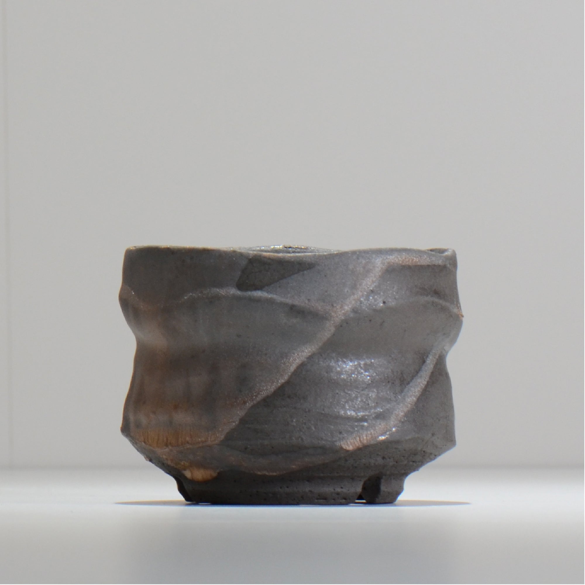 穂髙隆児 /akebono01_01/ 約φ11.4cm / 植木鉢