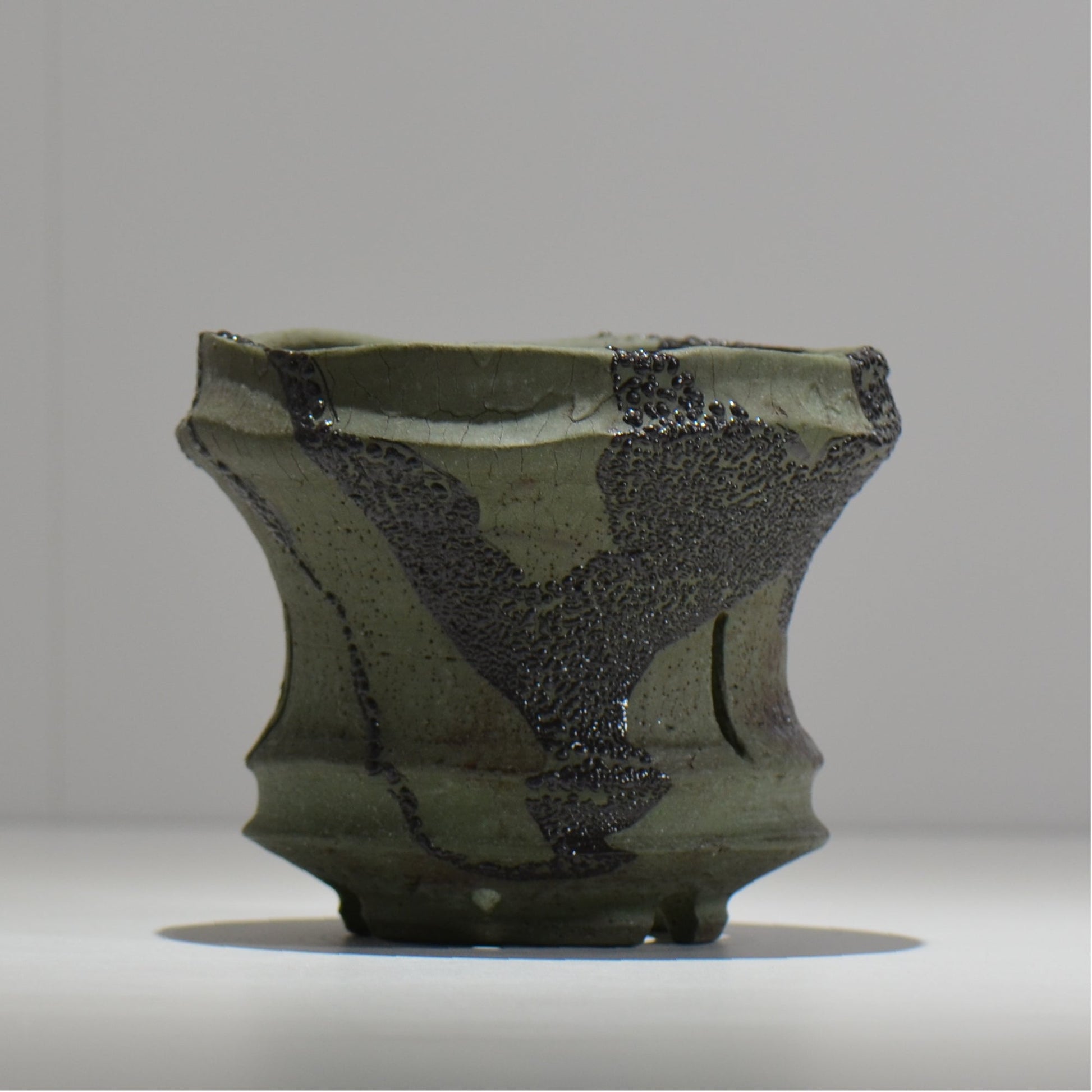 穂髙隆児 / 暁 -あかつき- / hr_aktk10_m / 約 φ14.5cm / 植木鉢