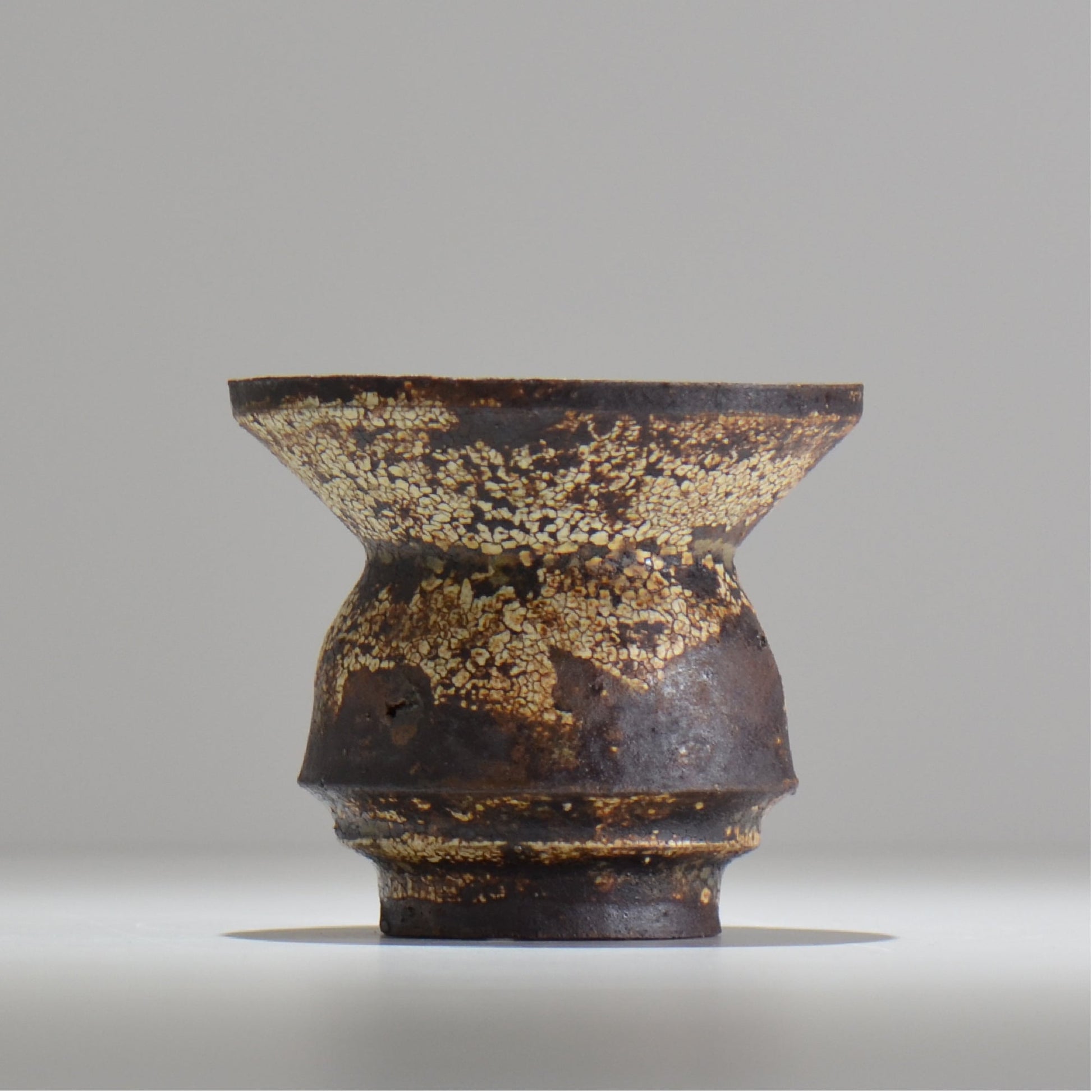 山下太 / ASOBO 罅（ひび）/ 14 / 約 φ12.3cm / 植木鉢
