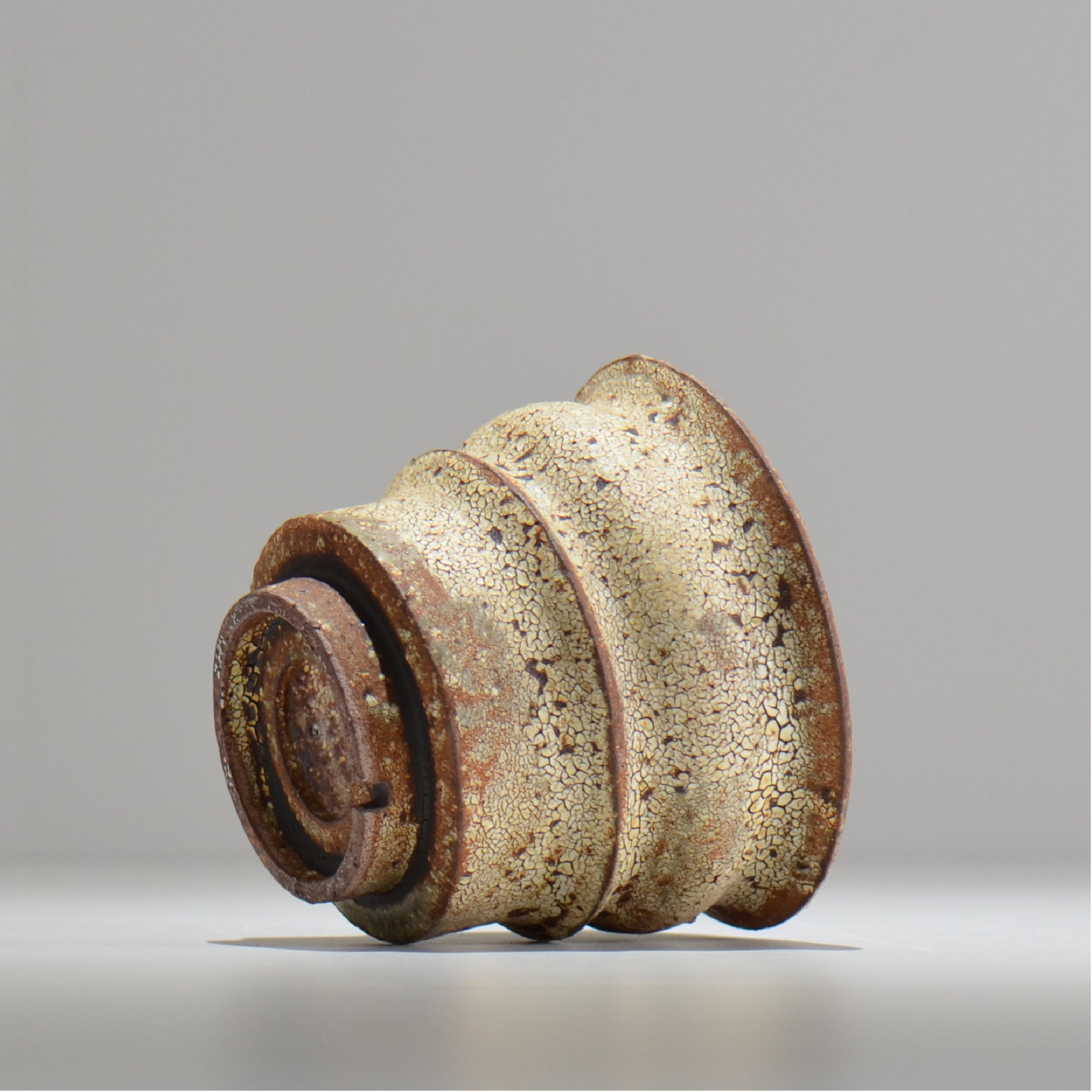 山下太 / ASOBO 罅（ひび）/ 15 / 約 φ12.4cm / 植木鉢