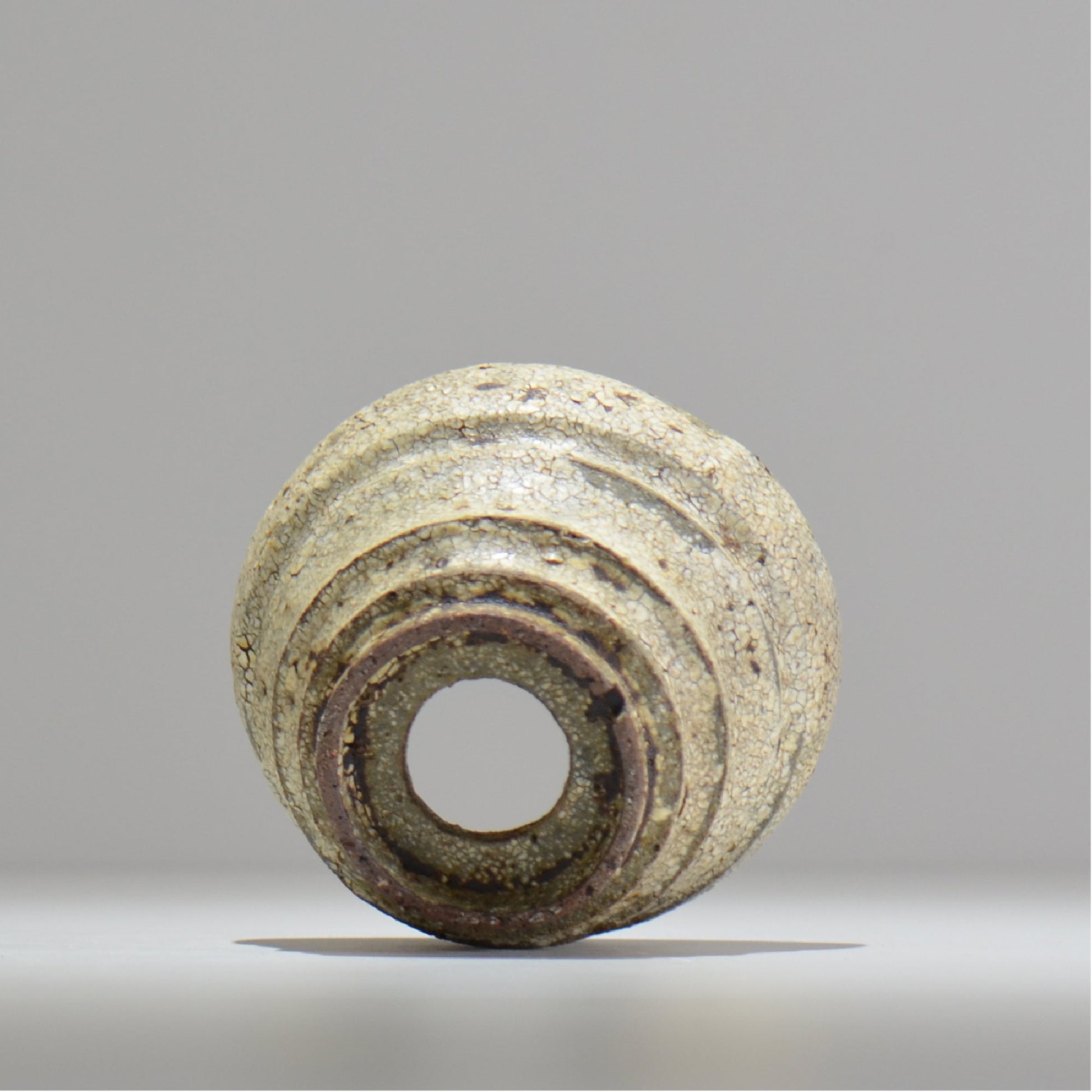 山下太 / ASOBO 罅（ひび）/ 16 / 約 φ12cm / 植木鉢