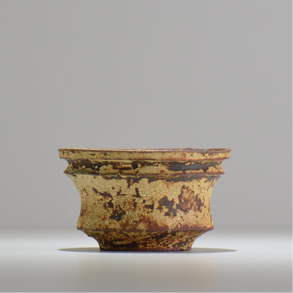 山下太 / ASOBO 罅（ひび）/ 17 / 約 φ13cm / 植木鉢