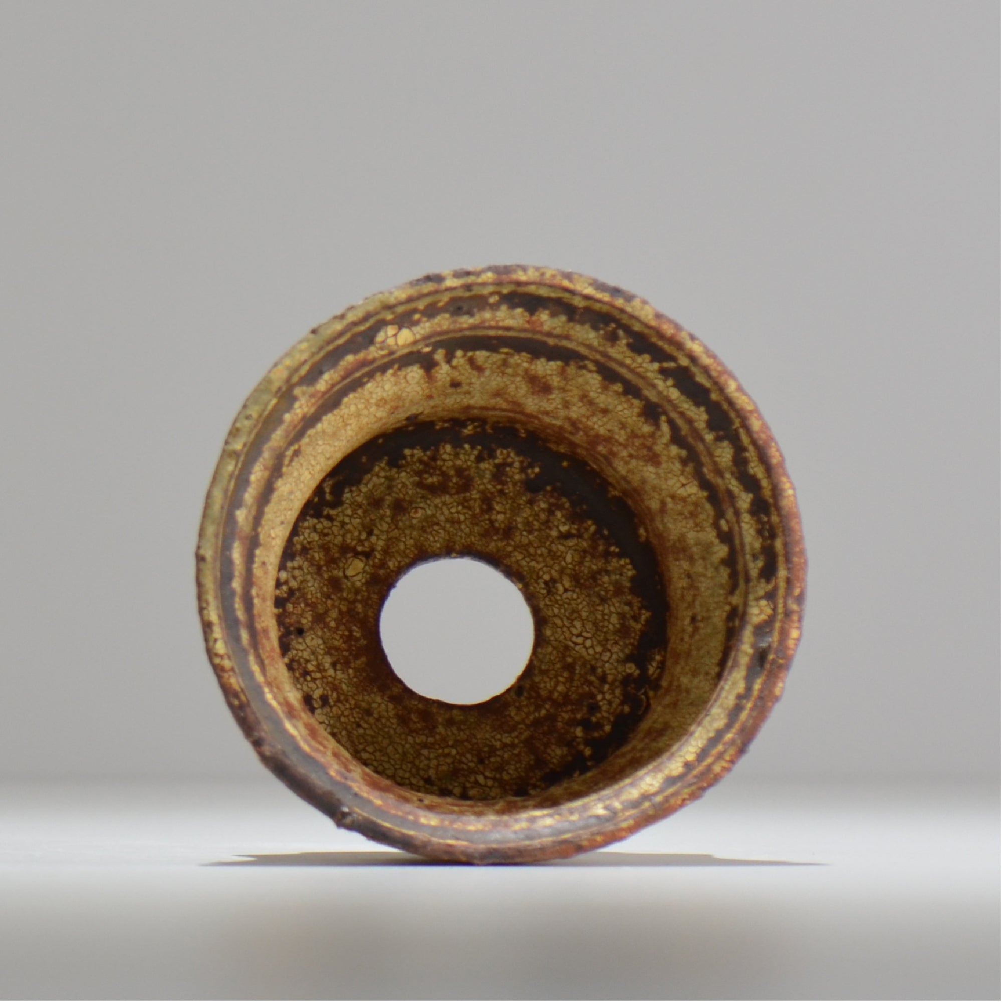 山下太 / ASOBO 罅（ひび）/ 17 / 約 φ13cm / 植木鉢