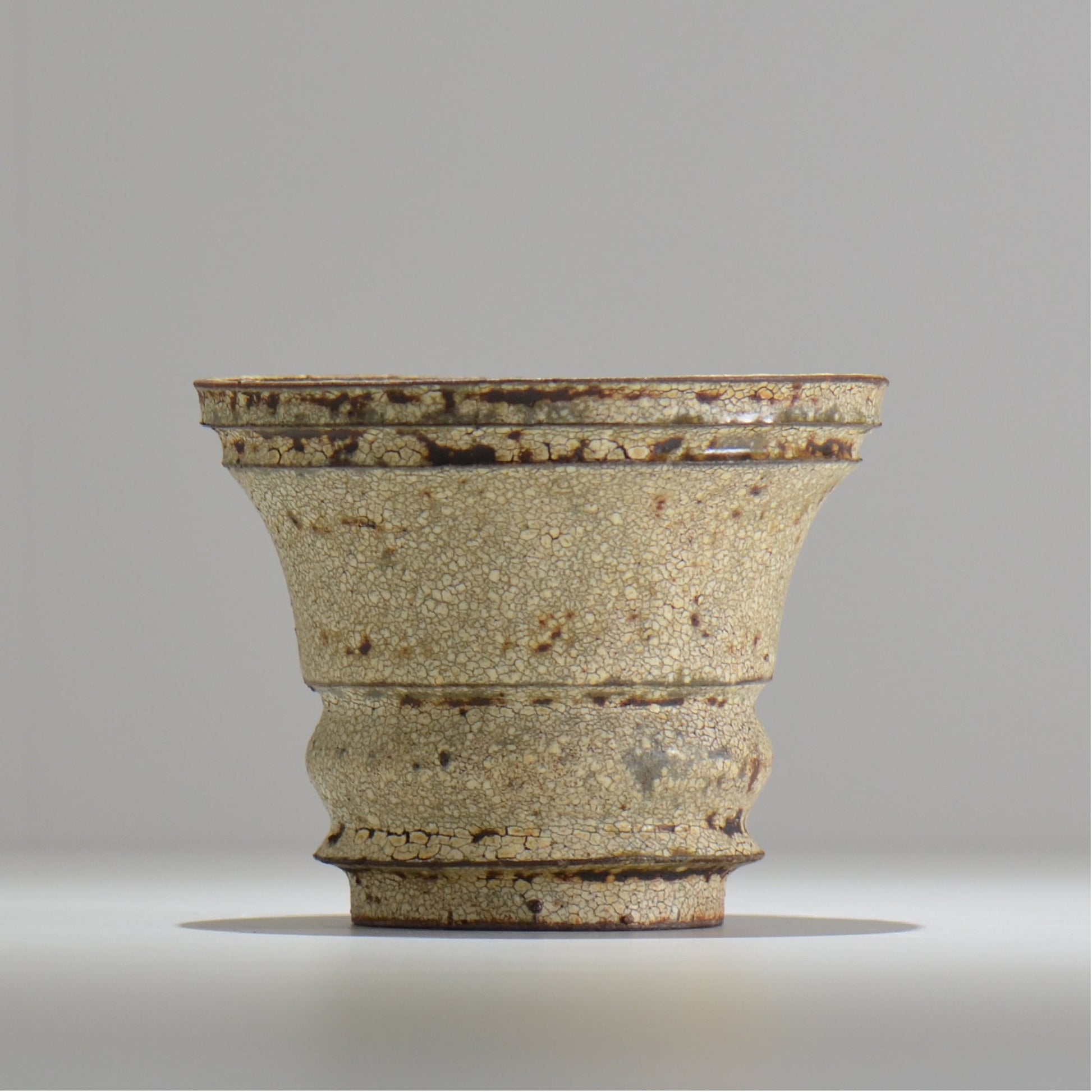 山下太 / ASOBO 罅（ひび）/ 18 / 約 φ15cm / 植木鉢