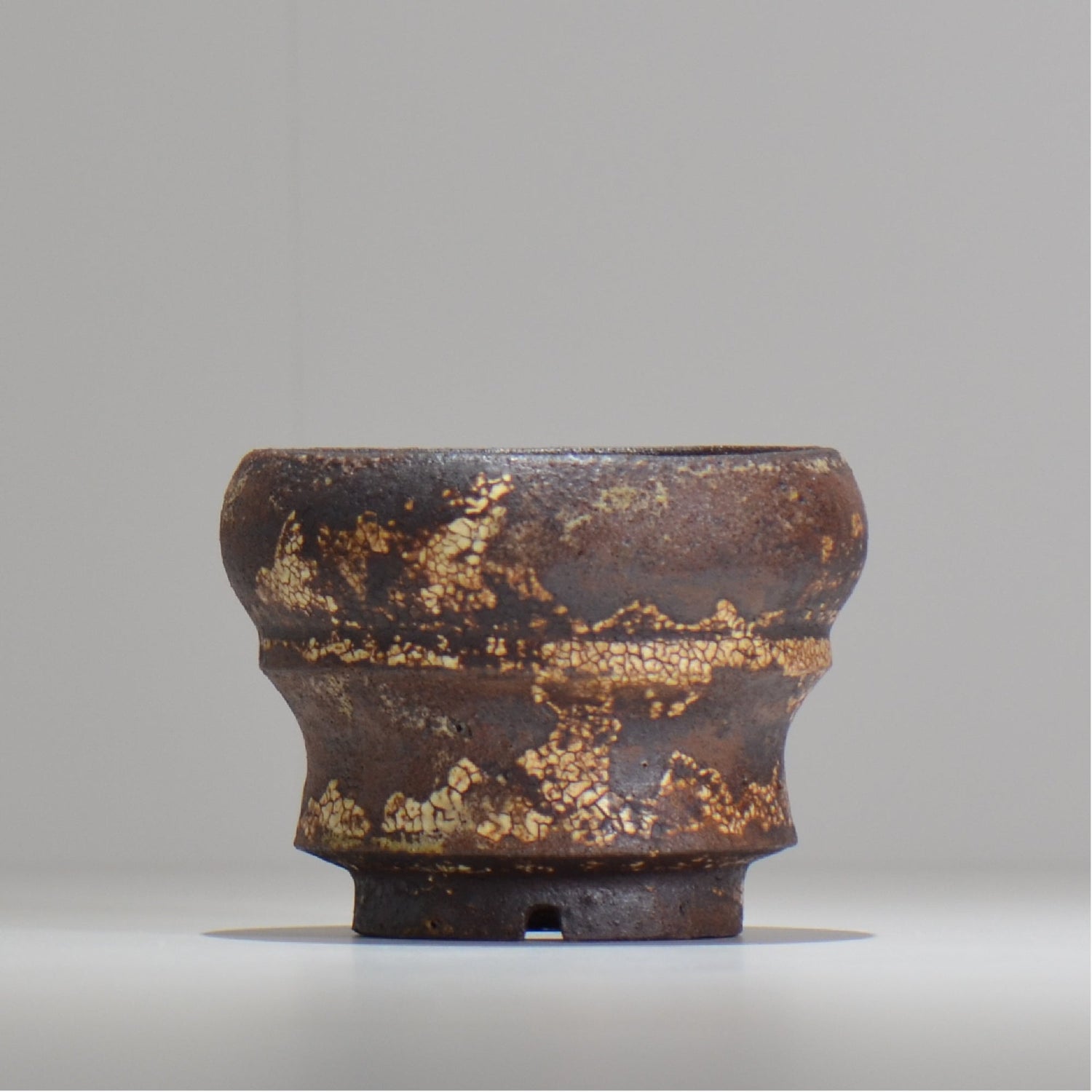 山下太 / ASOBO 罅（ひび）/ 21 / 約 φ10cm / 植木鉢
