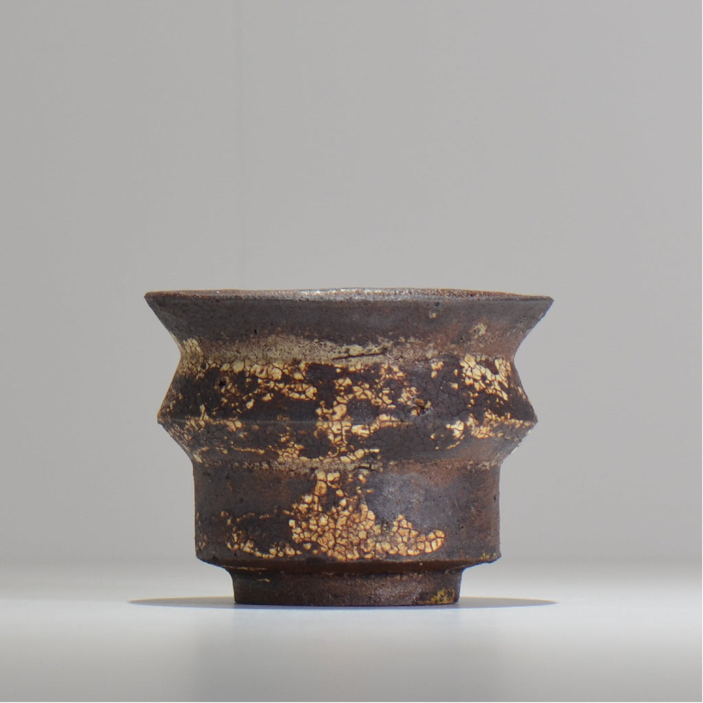 山下太 / ASOBO 罅（ひび）/ 22 / 約 φ11.7cm / 植木鉢