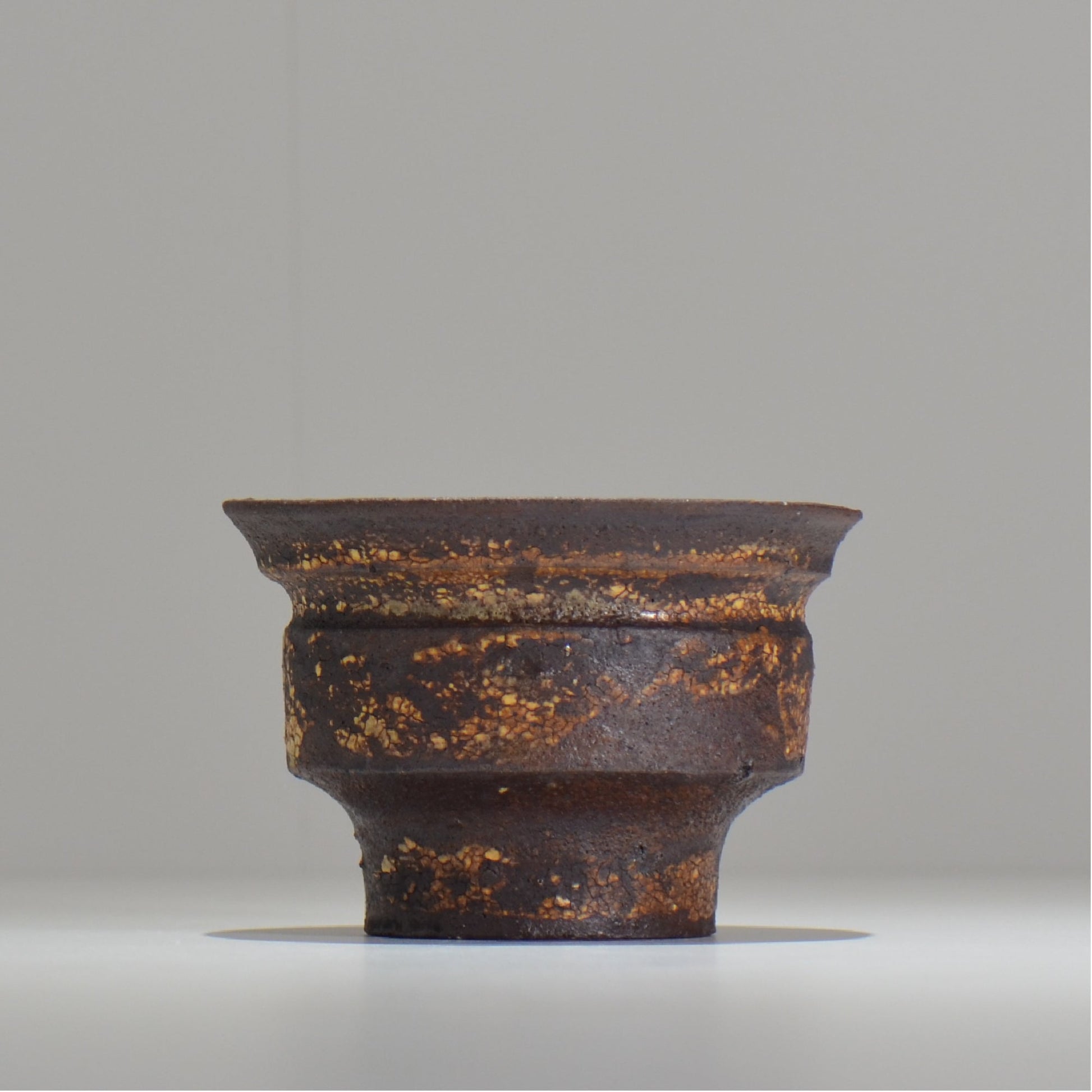 山下太 / ASOBO 罅（ひび）/ 23 / 約 φ12cm / 植木鉢