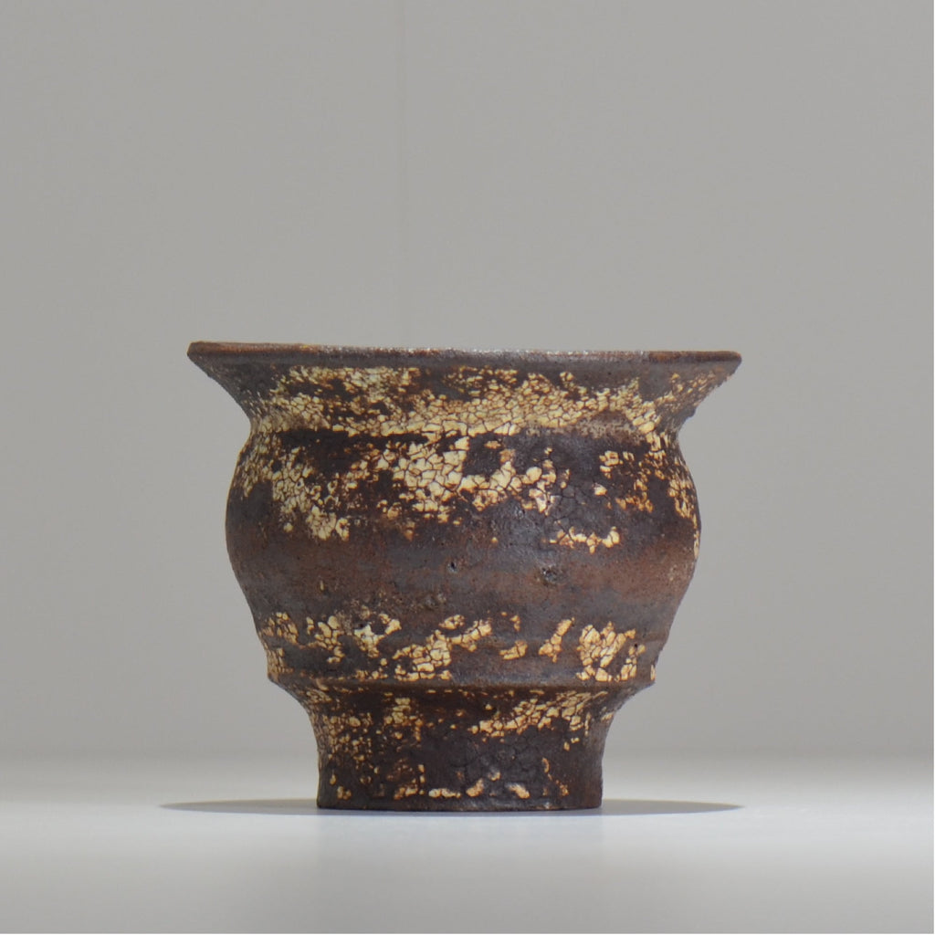 山下太 / ASOBO 罅（ひび）/ 24 / 約 φ12cm / 植木鉢