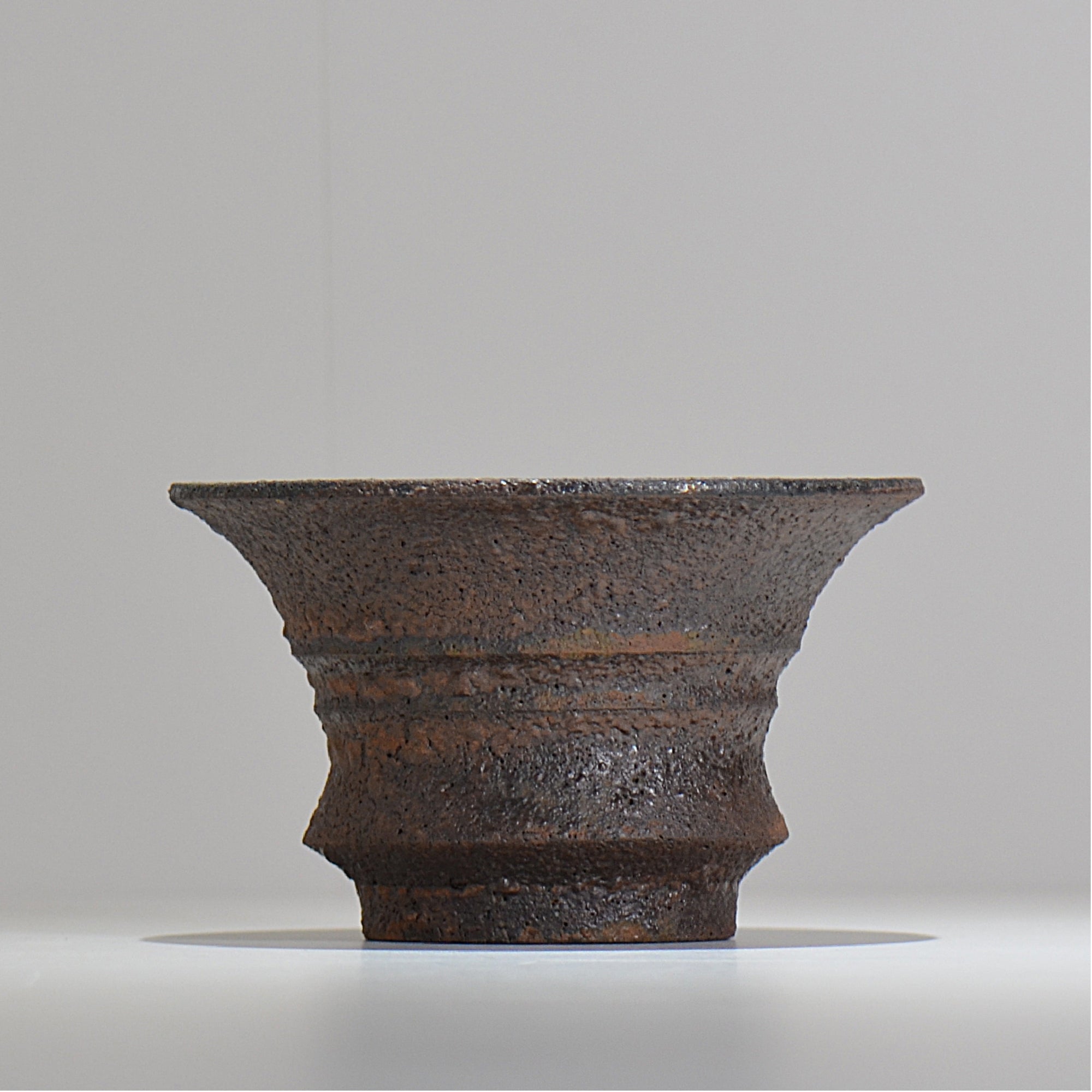 山下太 / ASOBO SP 錆（さび）/ 24 / 約 φ17.7cm / 植木鉢