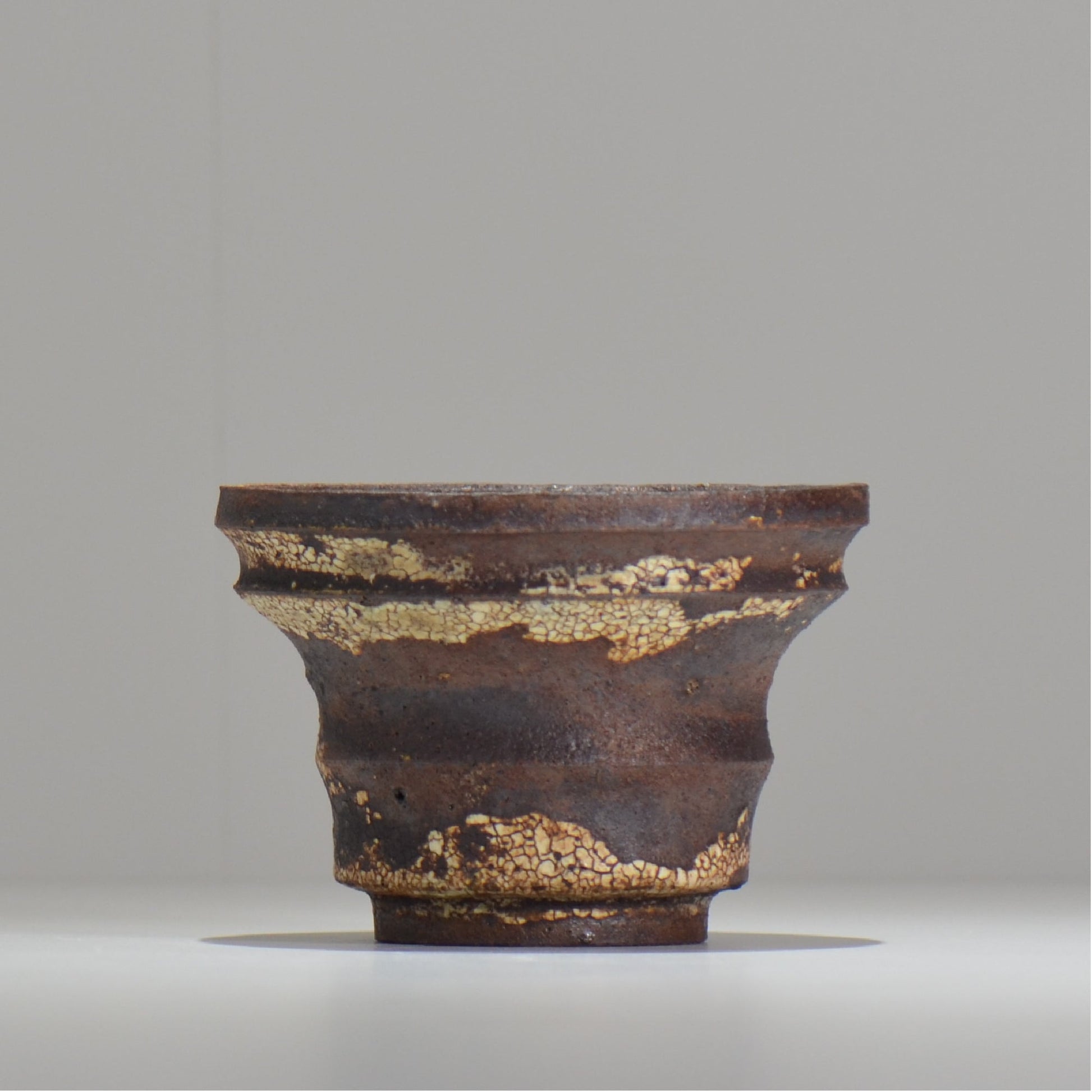 山下太 / ASOBO 罅（ひび）/ 25 / 約 φ12.7cm / 植木鉢