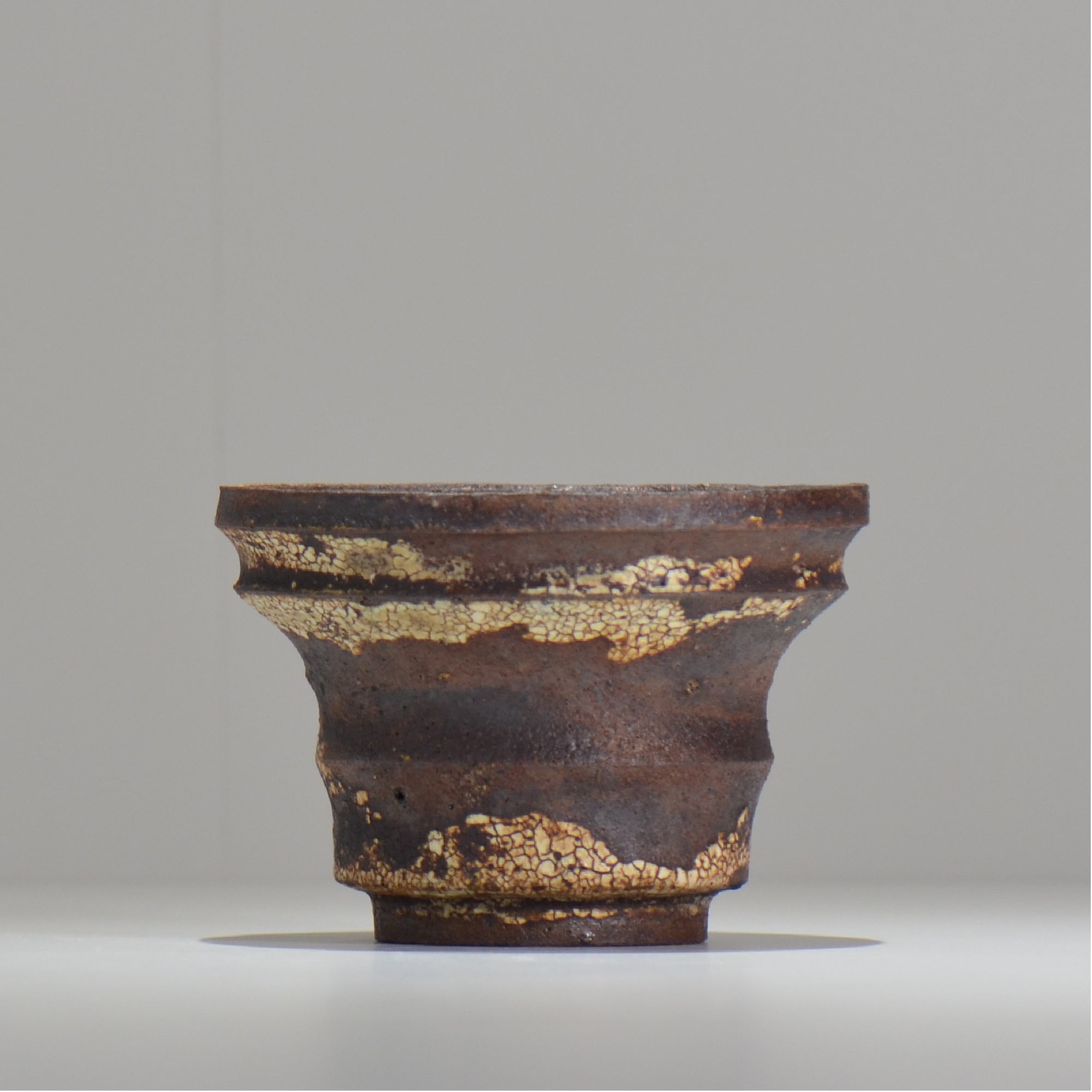 山下太 / ASOBO 罅（ひび）/ 25 / 約 φ12.7cm / 植木鉢