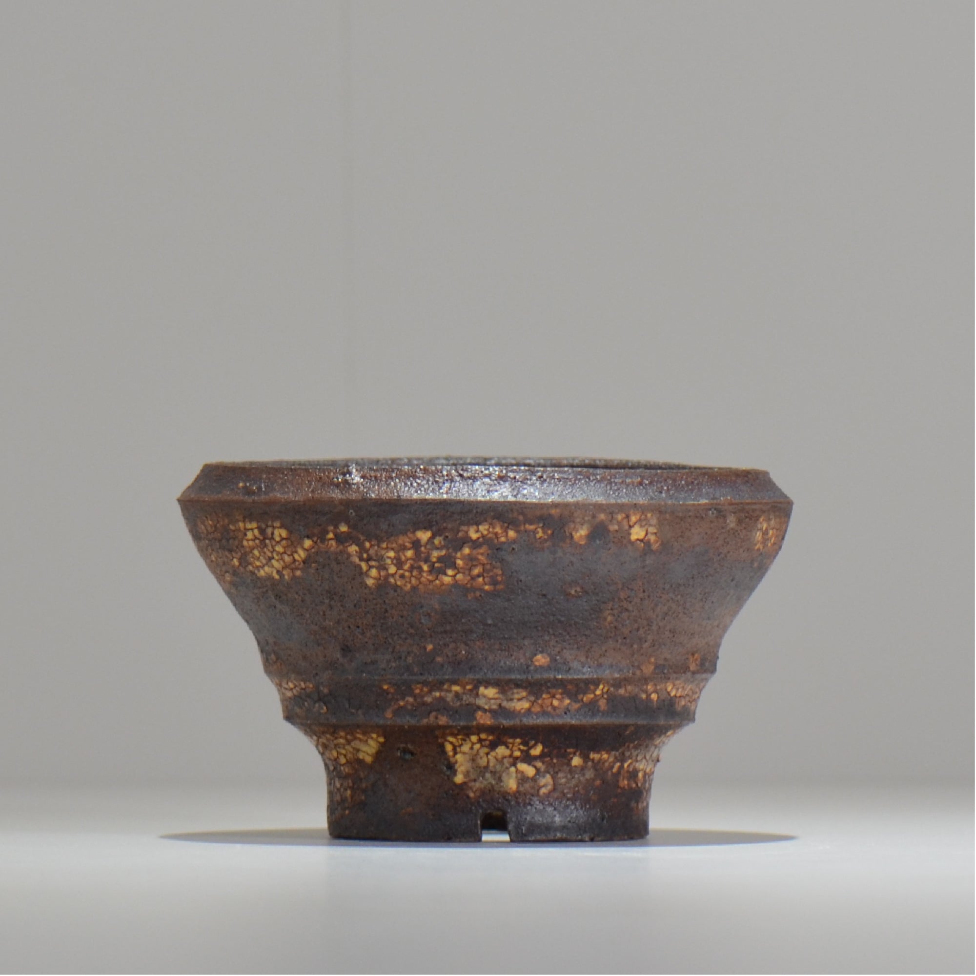 山下太 / ASOBO 罅（ひび）/ 26 / 約 φ12cm / 植木鉢