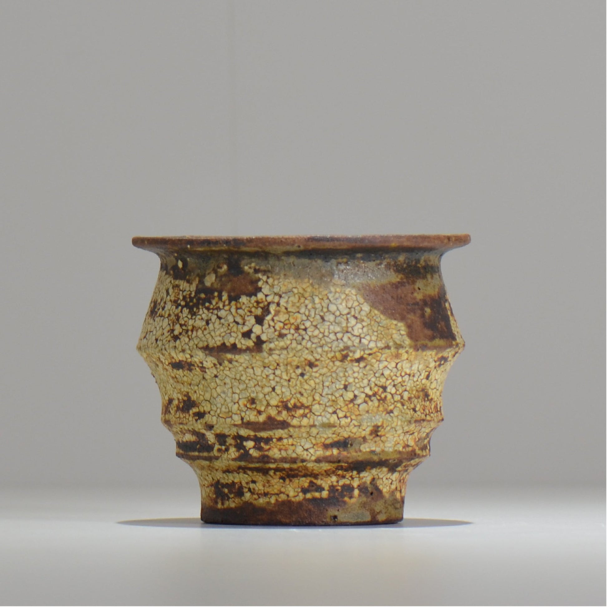 山下太 / ASOBO 罅（ひび）/ 28 / 約 φ11.6cm / 植木鉢