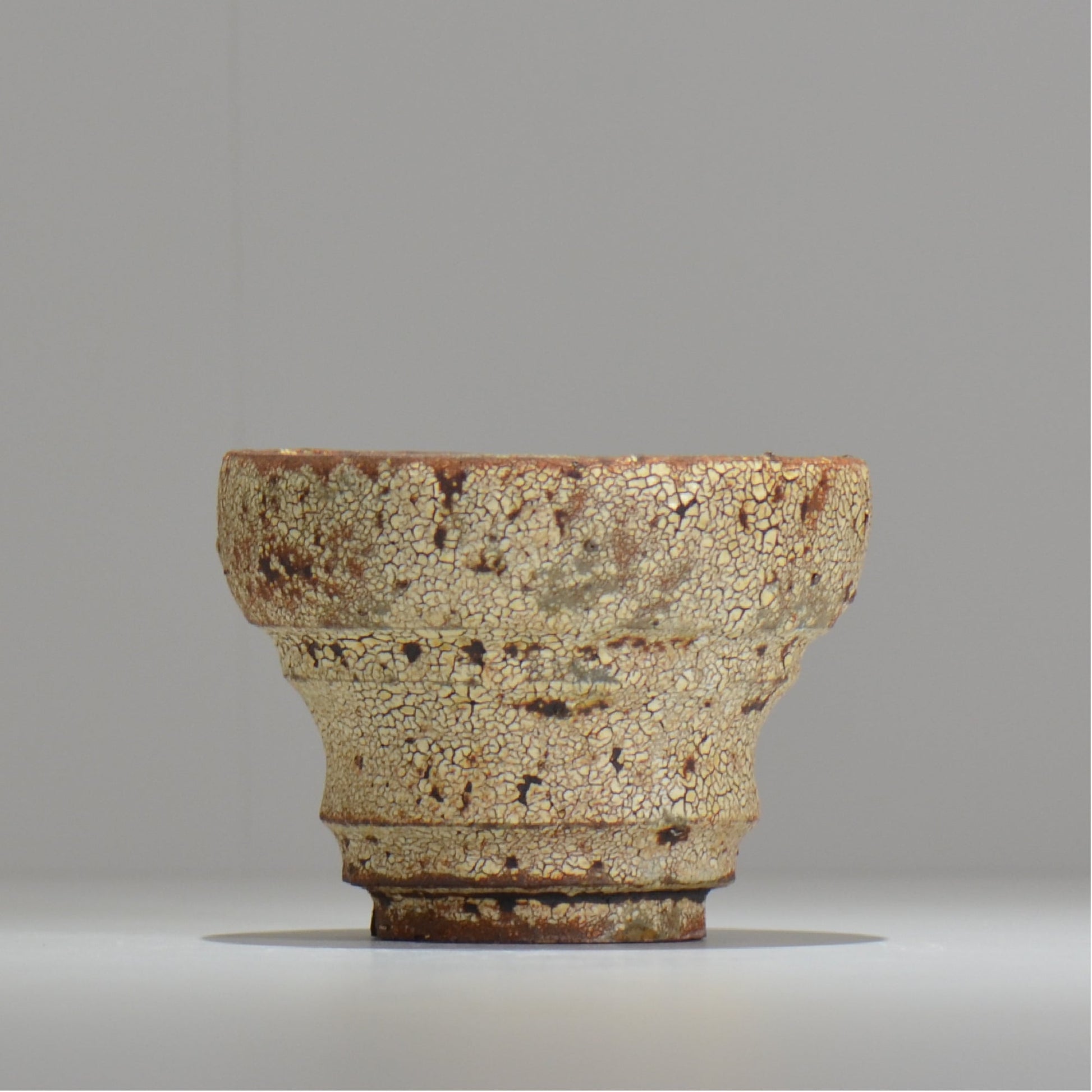 山下太 / ASOBO 罅（ひび）/ 32 / 約 φ12.5cm / 植木鉢