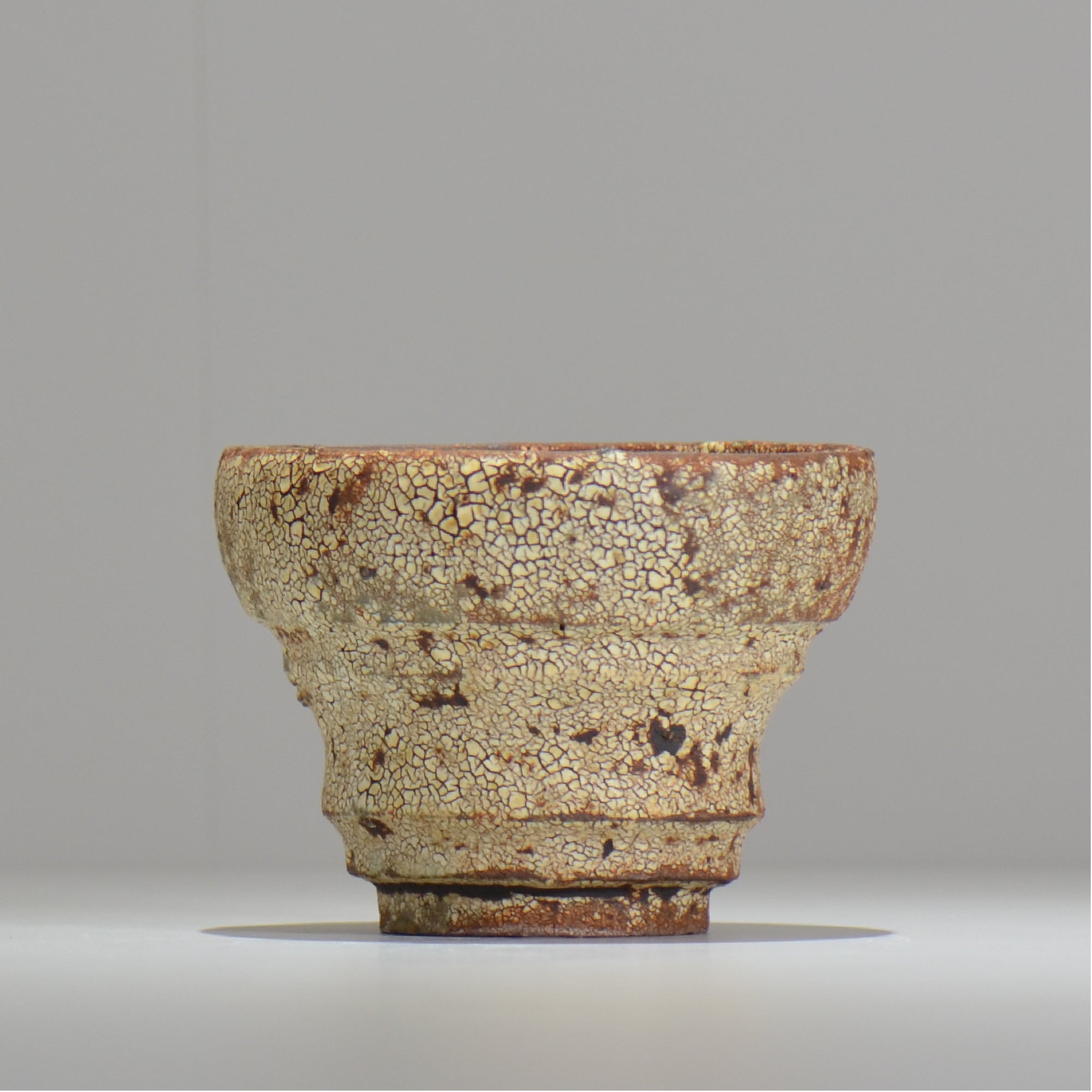 山下太 / ASOBO 罅（ひび）/ 32 / 約 φ12.5cm / 植木鉢