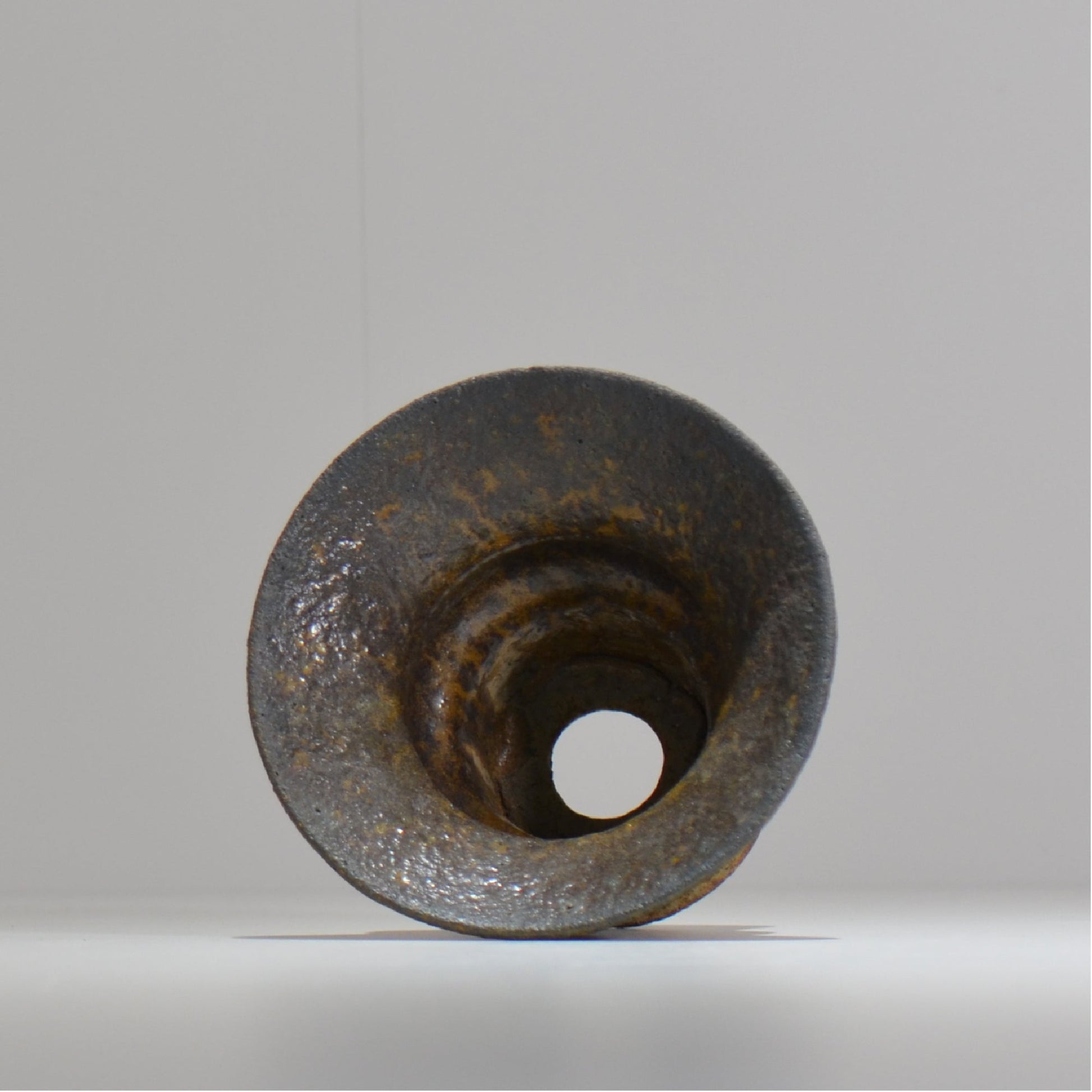 山下太 / ASOBO 罅（ひび）/ 40 / 約 φ13cm / 植木鉢