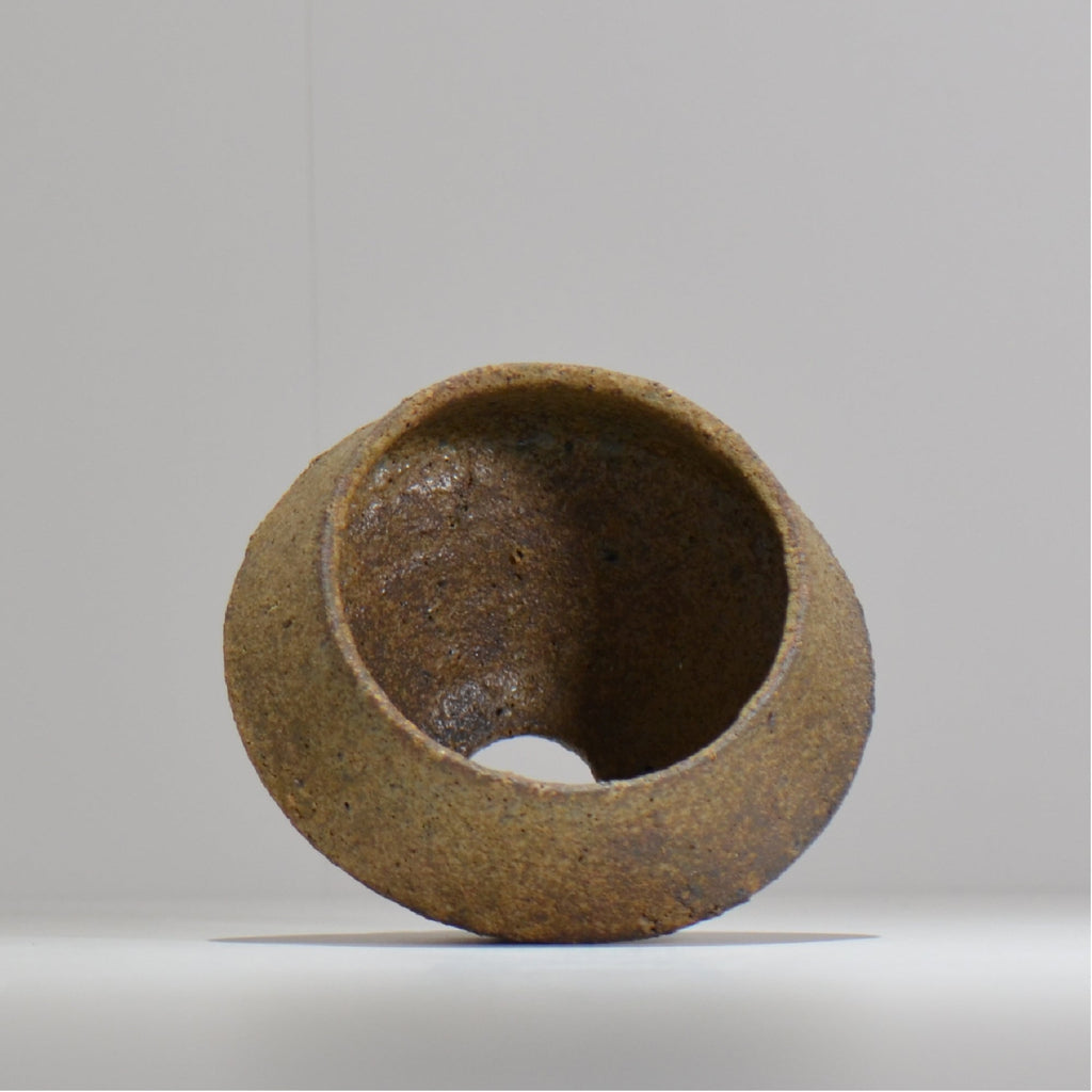 山下太 / ASOBO 罅（ひび）/ 41 / 約 φ11cm / 植木鉢