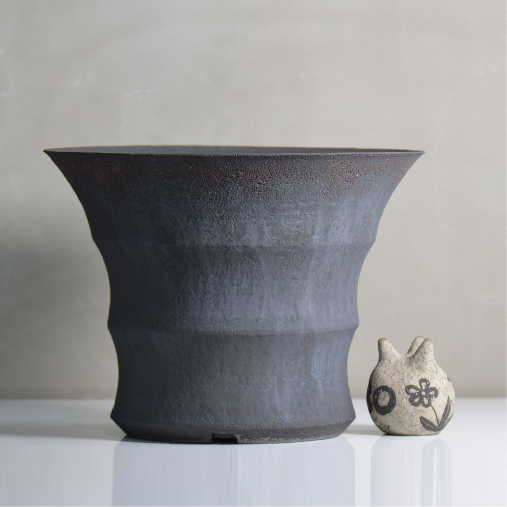YATAGARASU / BIG 008 / 大鉢 / 約 φ32.5cm / 植木鉢