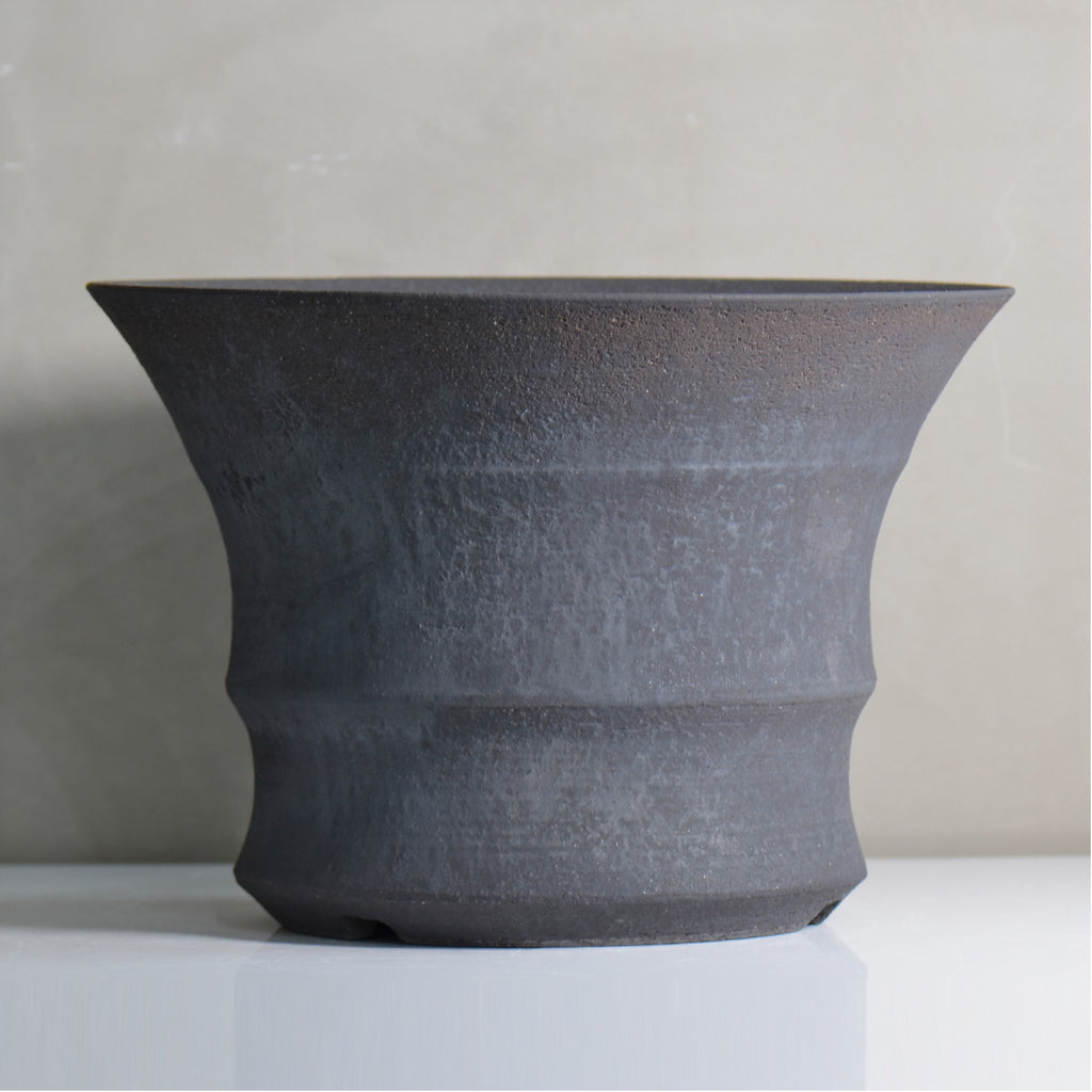 YATAGARASU / BIG 009 / 大鉢 / 約 φ35cm / 植木鉢