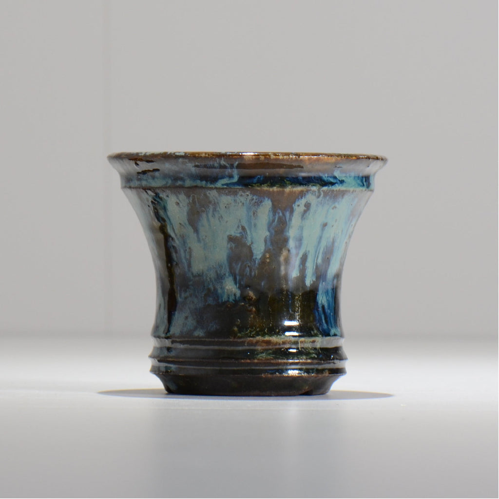 ヒノモトナツミ / 縁-ふち- / cone2_01 /  約 φ11cm / 植木鉢